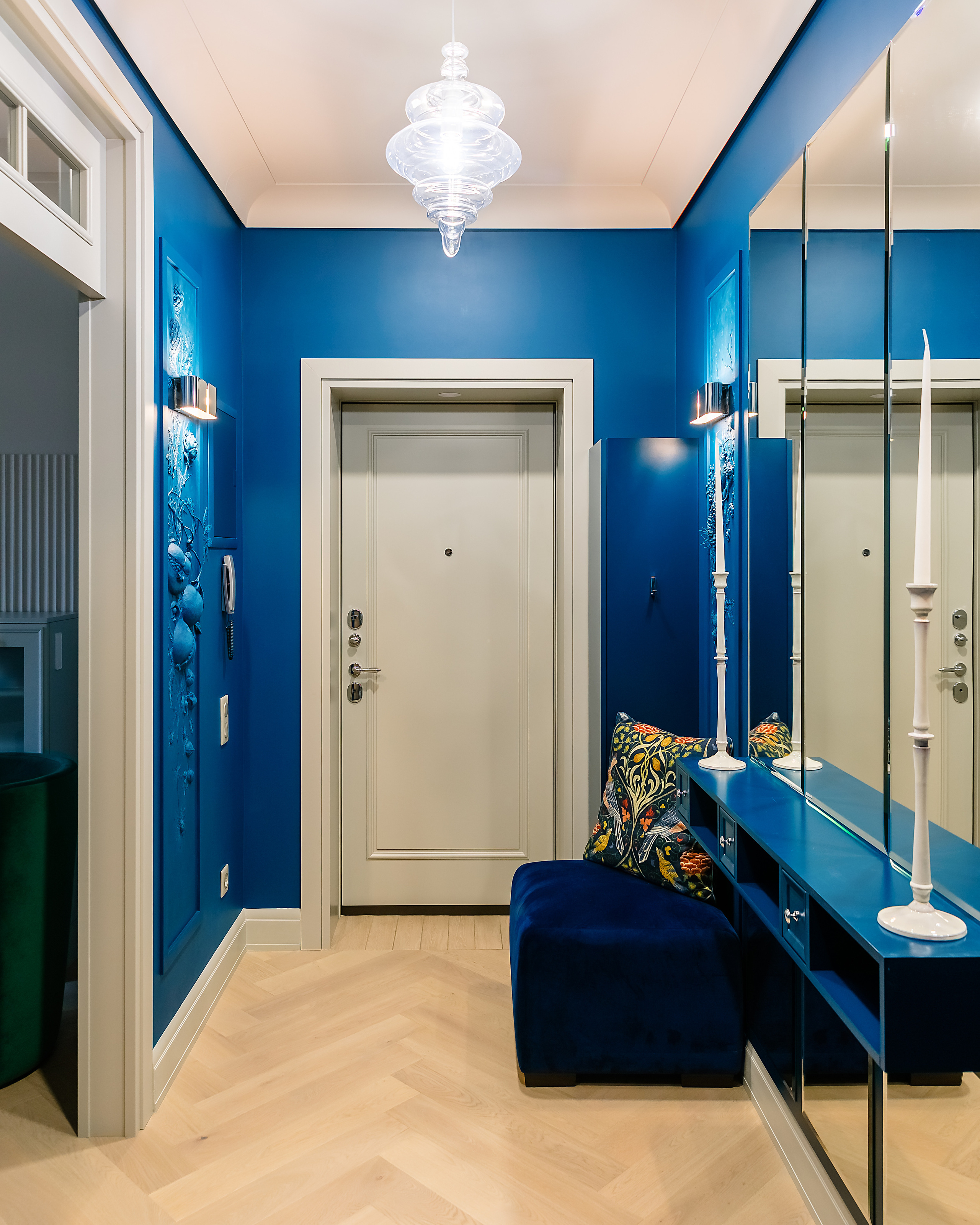 Кабинет на Ленина. Фотограф и видеограф в Улан-Удэ: Аюна Габагуева и Артём Шаханов