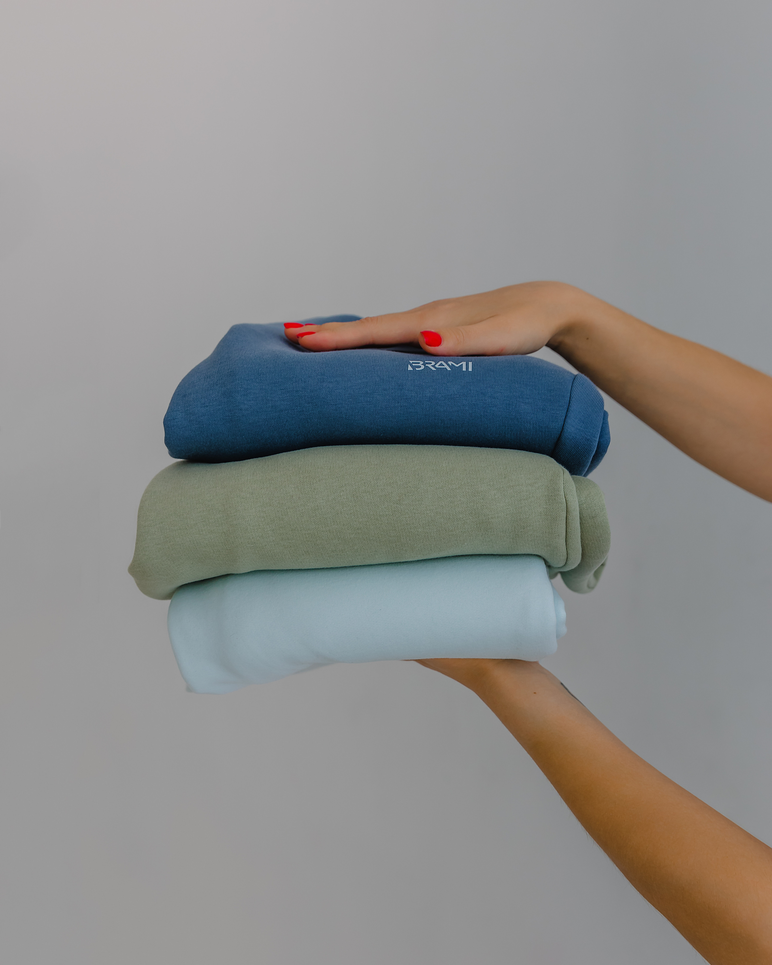 @BRAMI. Фотограф и видеограф в Улан-Удэ: Аюна Габагуева и Артём Шаханов