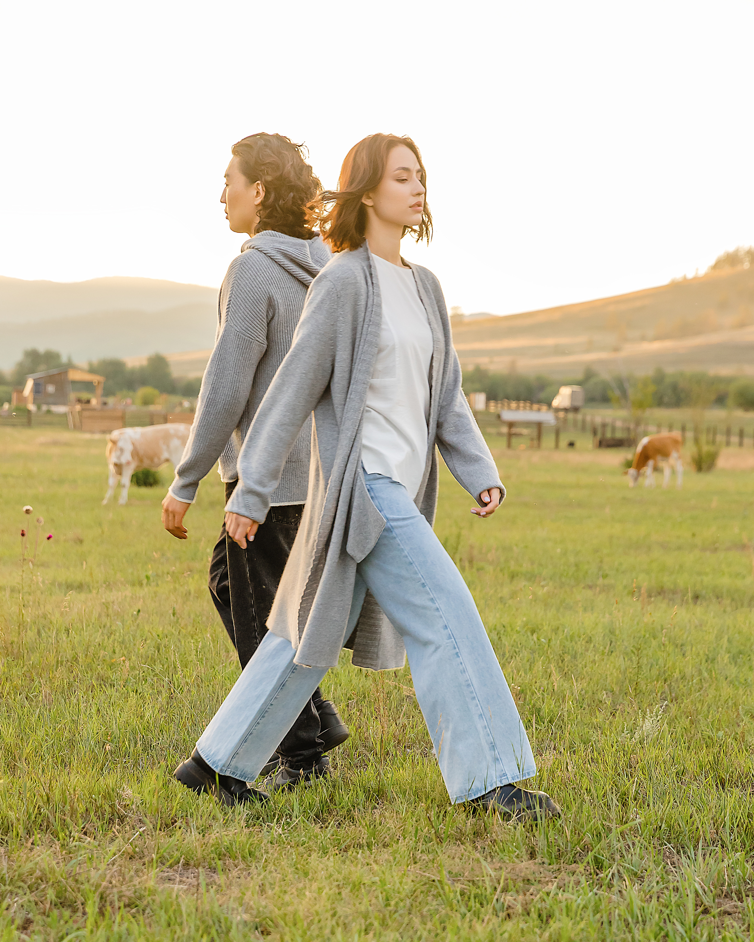 @gobi.ru. Фотограф и видеограф в Улан-Удэ: Аюна Габагуева и Артём Шаханов