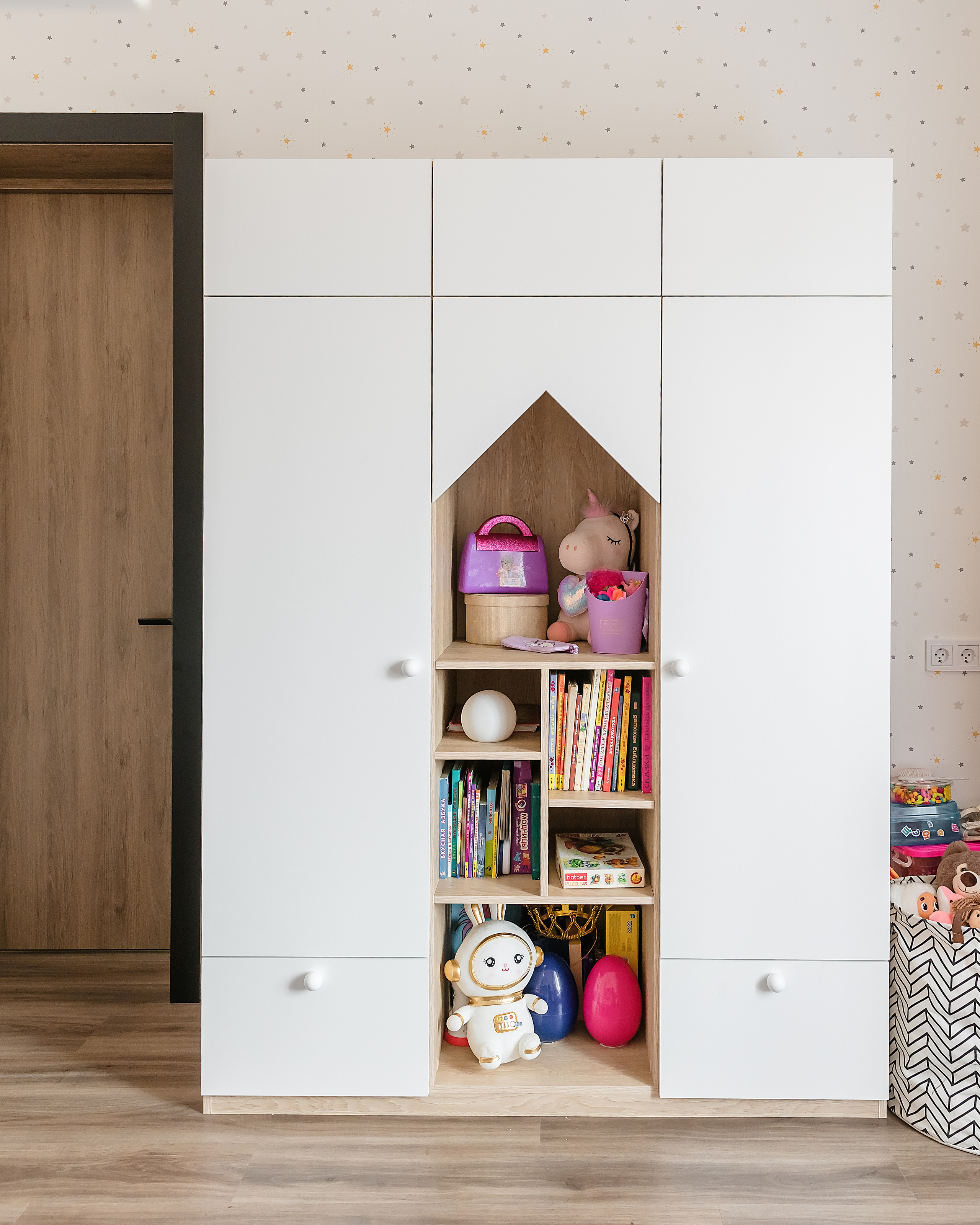 Дом на Тобольской. Фотограф и видеограф в Улан-Удэ: Аюна Габагуева и Артём Шаханов