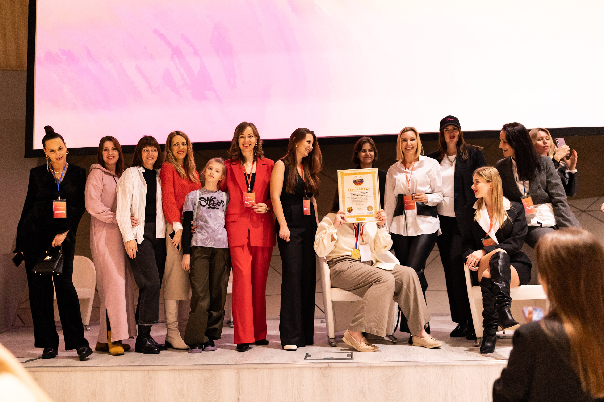 Только суть ЛИДЕР (Сколково). Сказочный фотограф для Вас и Вашей семьи