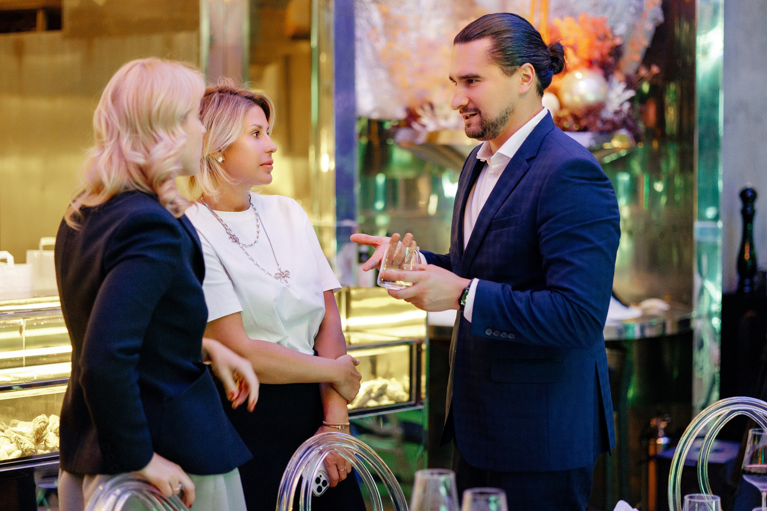 ICONIC TOWER. Фотограф в Москве Алексей Виноградов