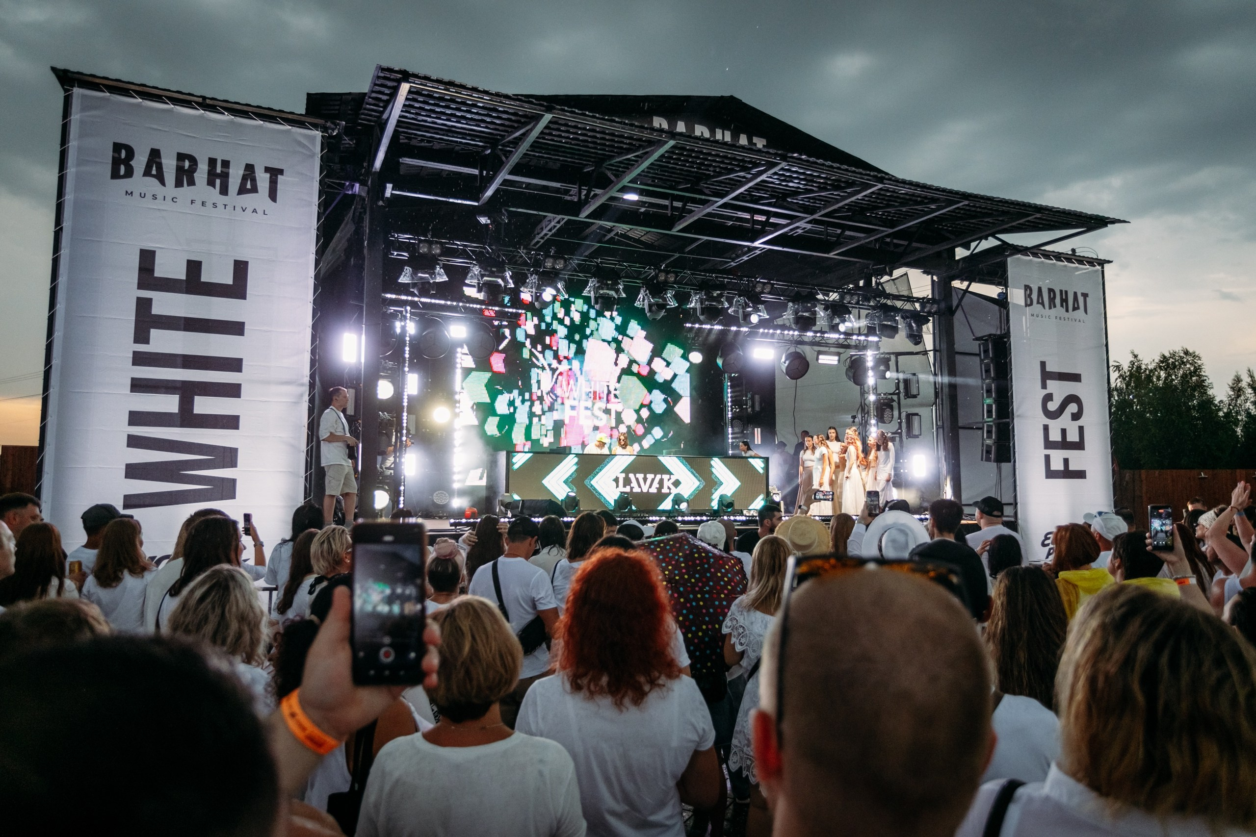 White Party @ Бархат парк. Репортажный фотограф Максим Полянский. Москва, Санкт-Петербург, Красноярск