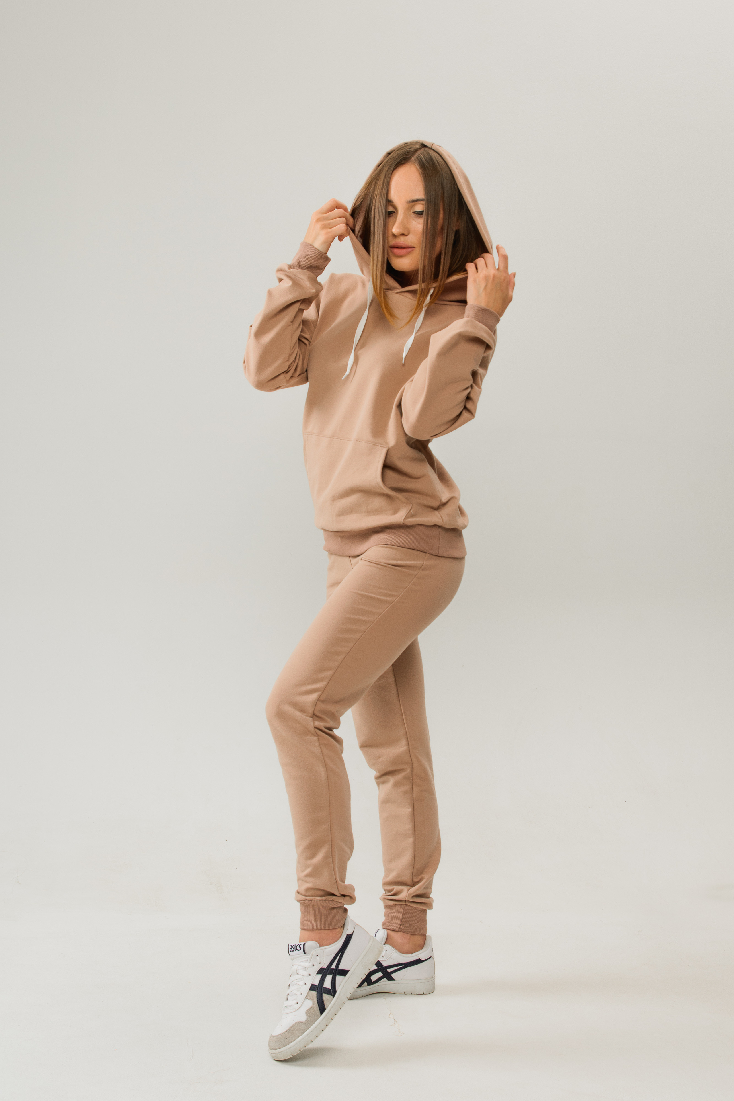 Фотосъемка для маркетплейсов, вайлдберриз, озон, ламода. Юлия Гоголева. Fashion-фотограф в Волгограде