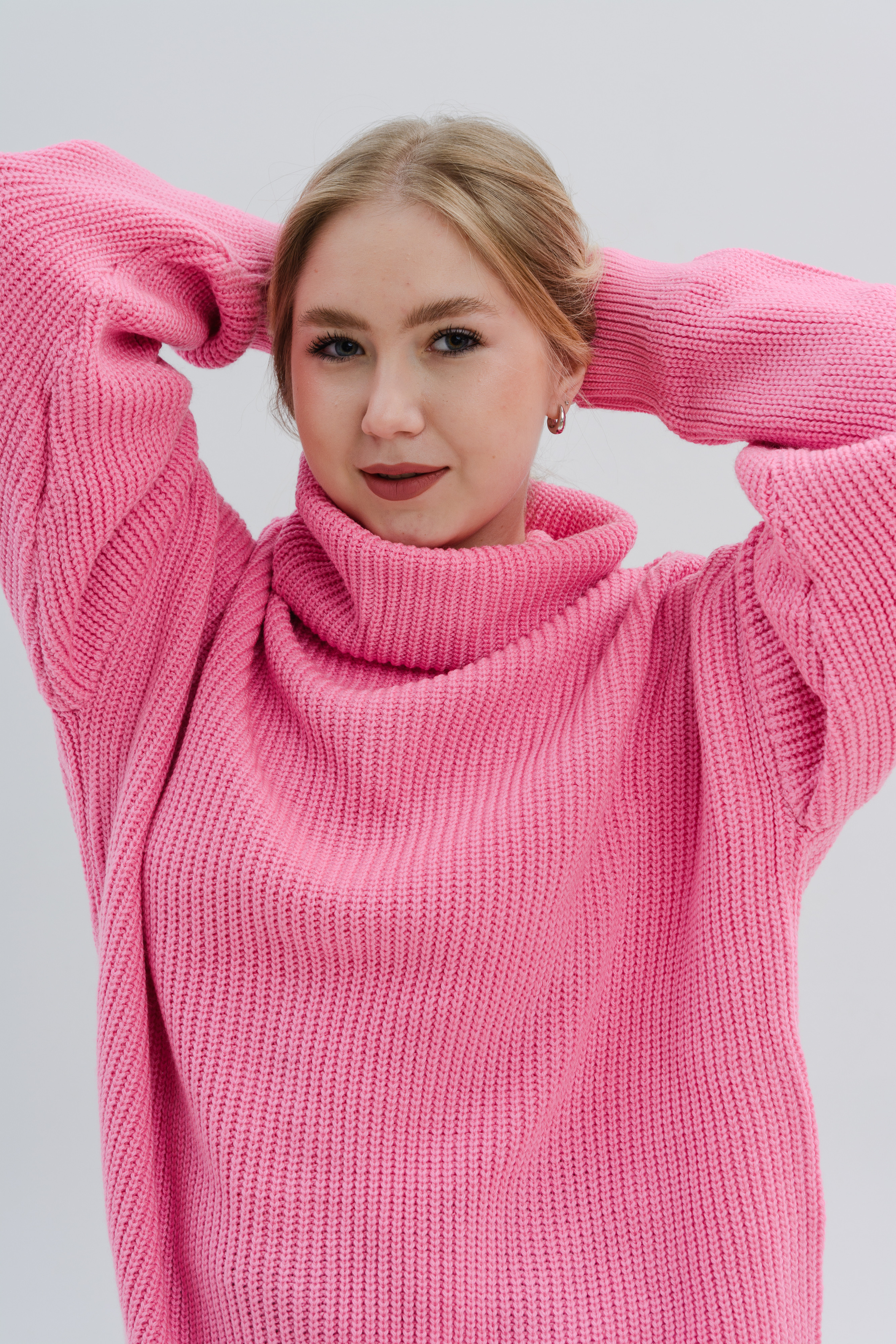 Фотосъемка для маркетплейсов, вайлдберриз, озон, ламода. Юлия Гоголева. Fashion-фотограф в Волгограде