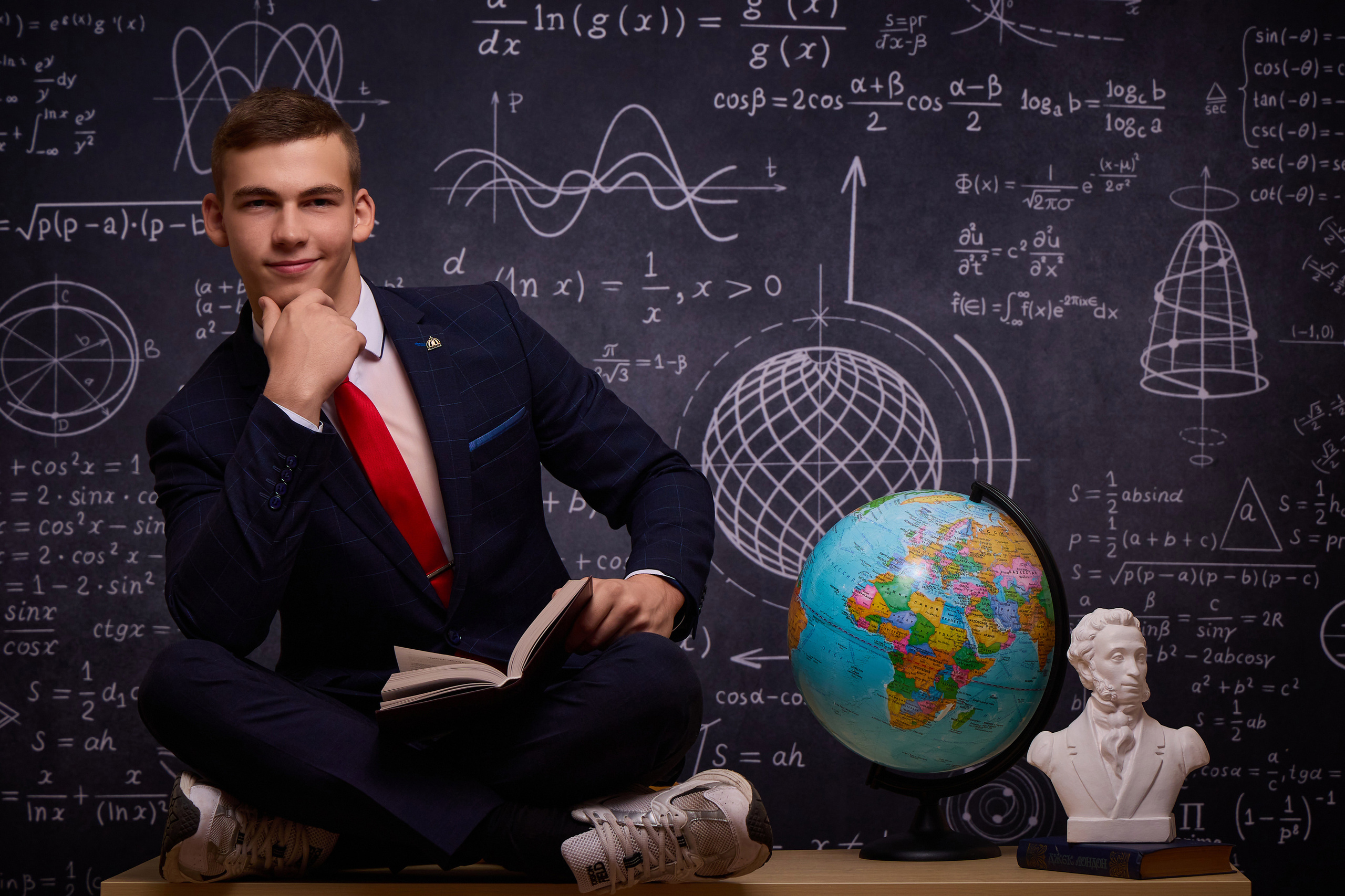 Школьная фотостудия в Сызрани. Школьный фотограф, выпускные альбомы