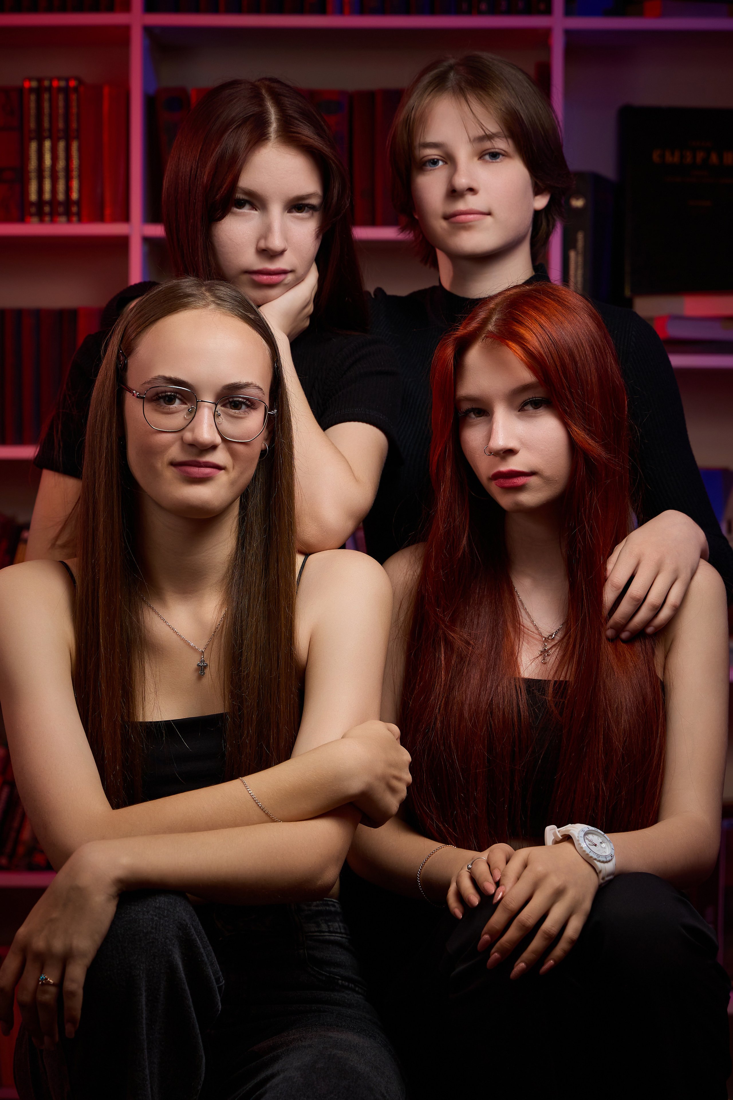 Школьная фотостудия в Сызрани. Школьный фотограф, выпускные альбомы