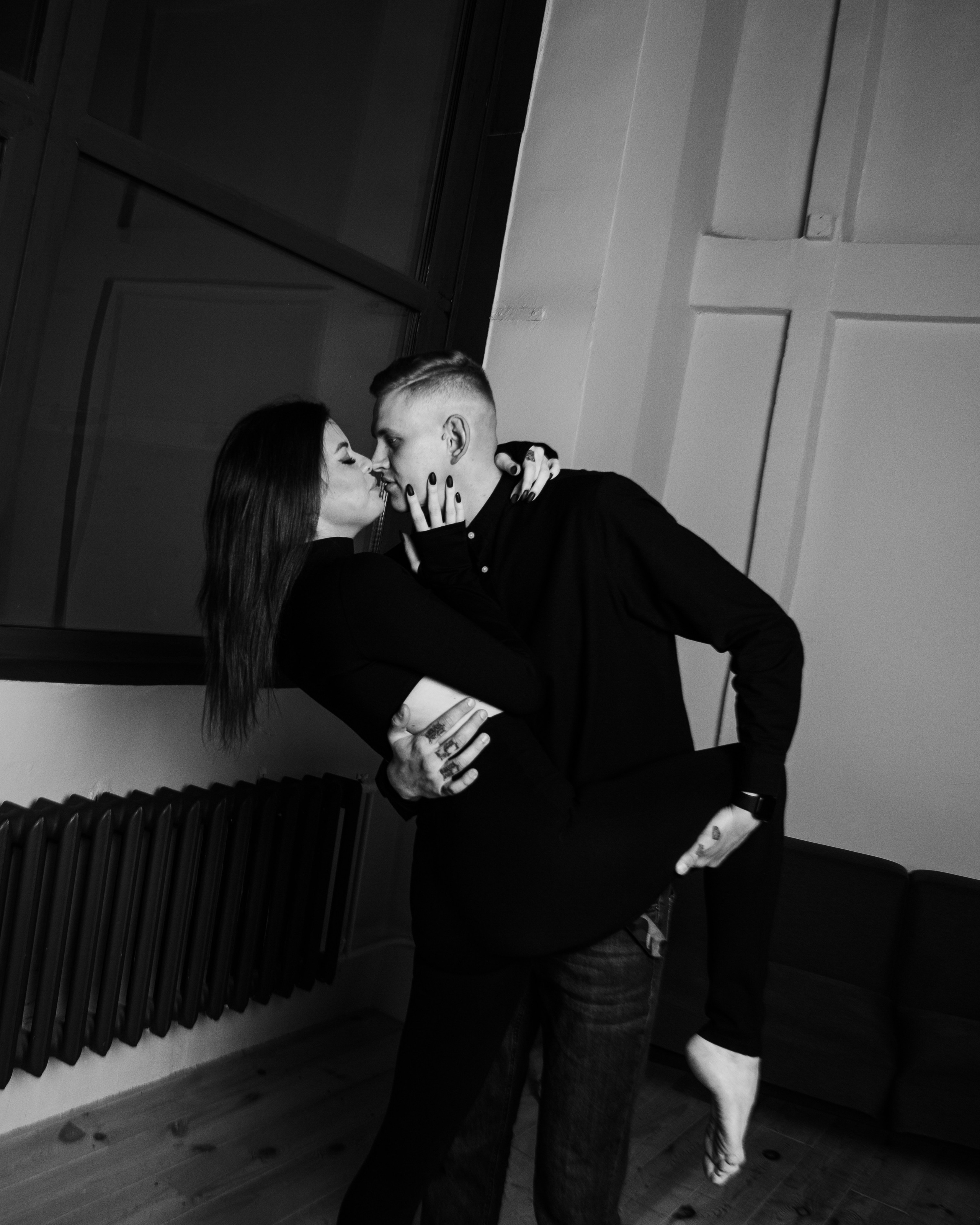 Языки, обьятья, рок-н-ролл. Свадебный и портретный фотограф в Новосибирске Любовь Исакова