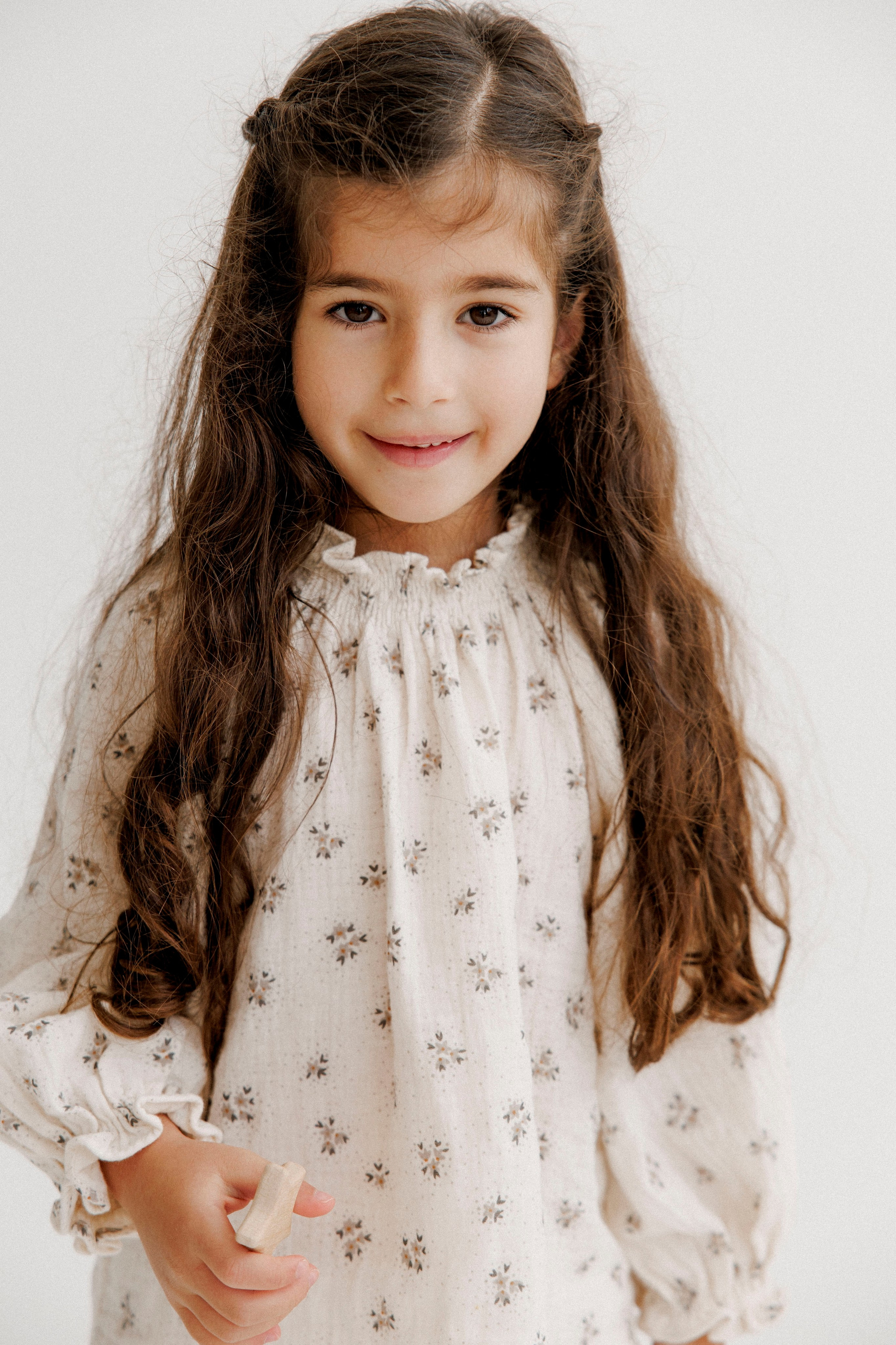 One year inside the White studio. Wedding and family photographer