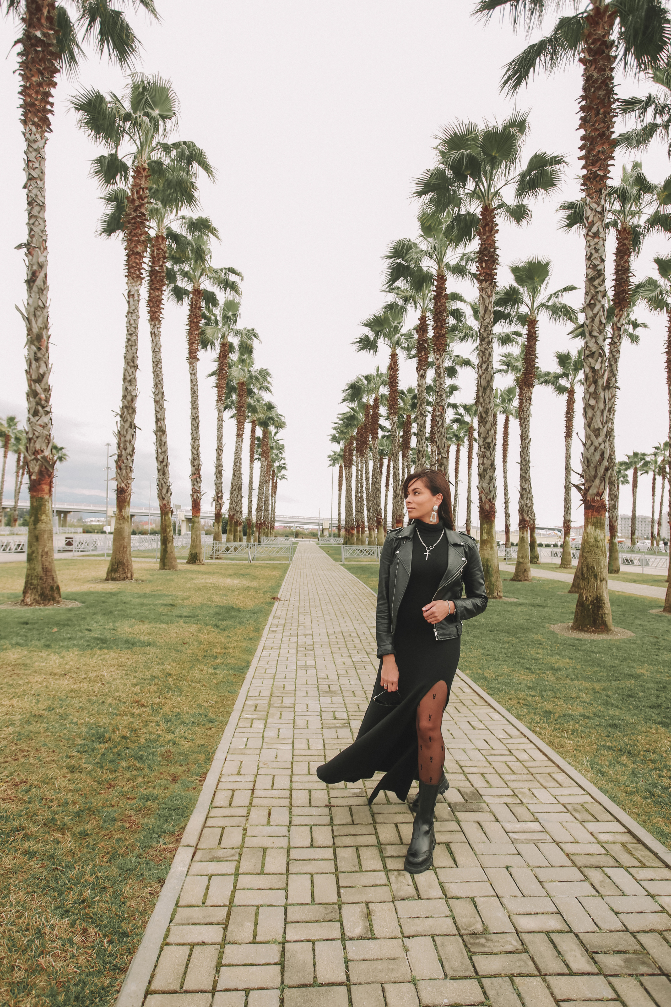 Сочифорния. Милана Довгаль - семейный фотограф и видеограф  в Адлере и Сочи