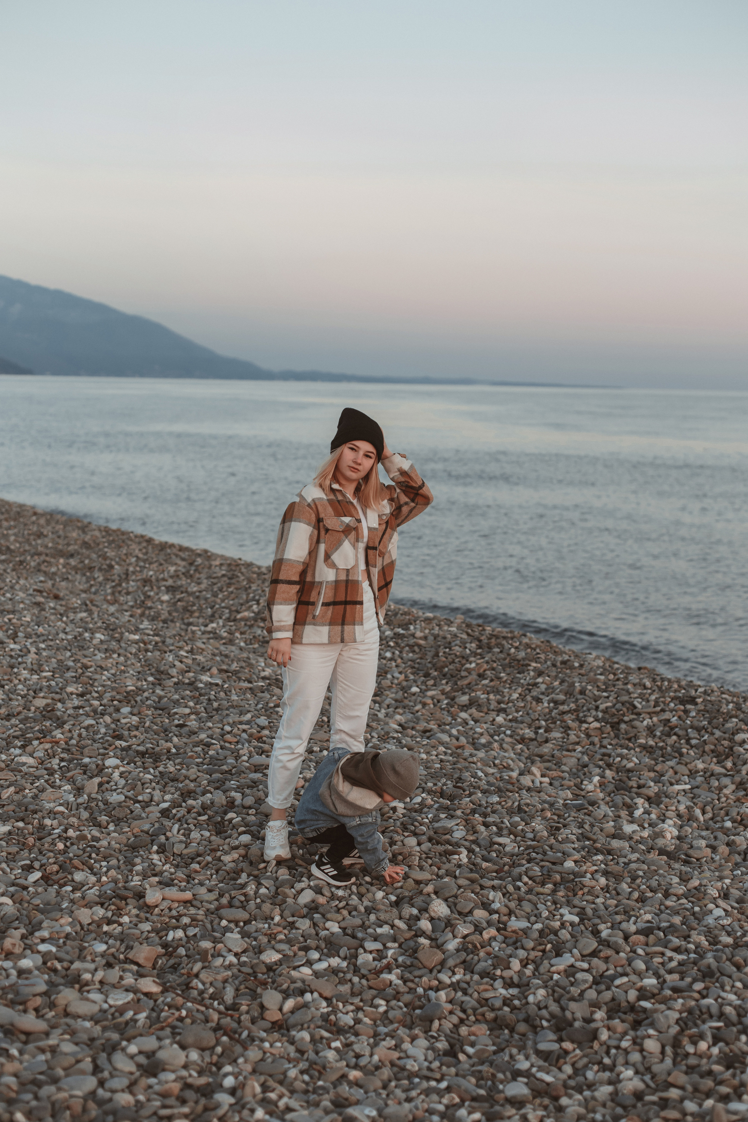 С видом на Абхазию. Милана Довгаль - семейный фотограф и видеограф  в Адлере и Сочи