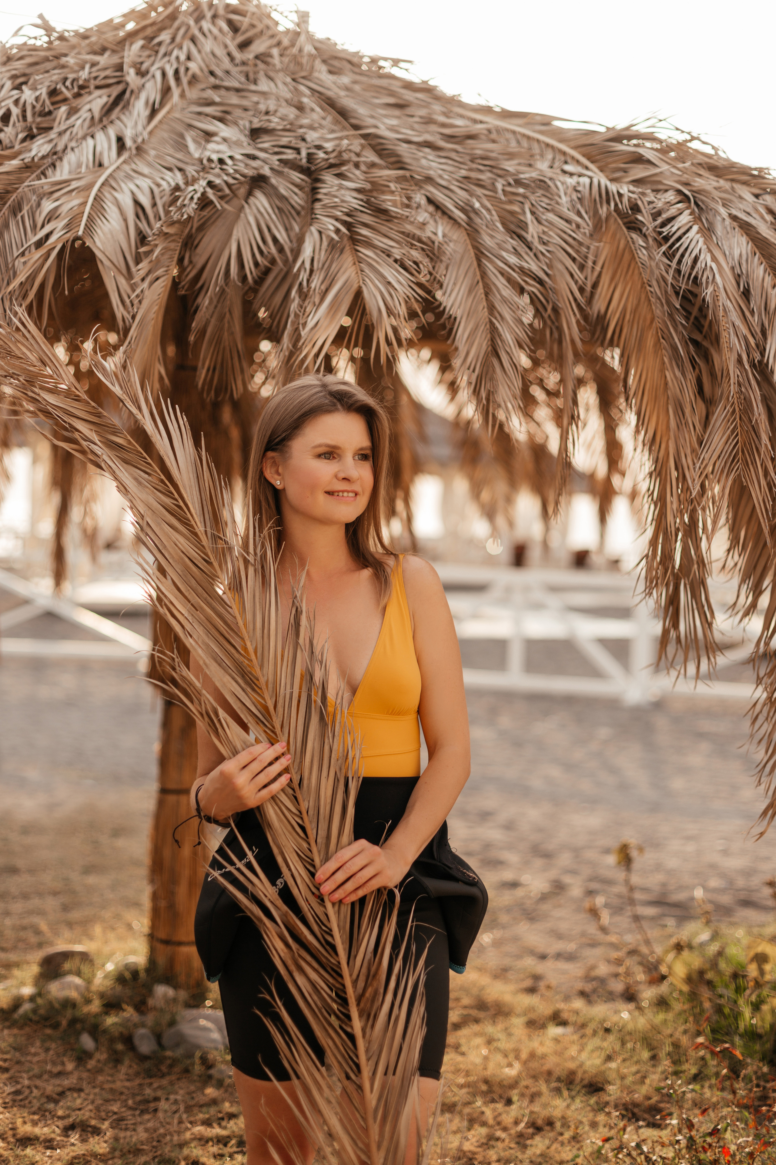 Пляж Мандарин. Милана Довгаль - семейный фотограф и видеограф  в Адлере и Сочи