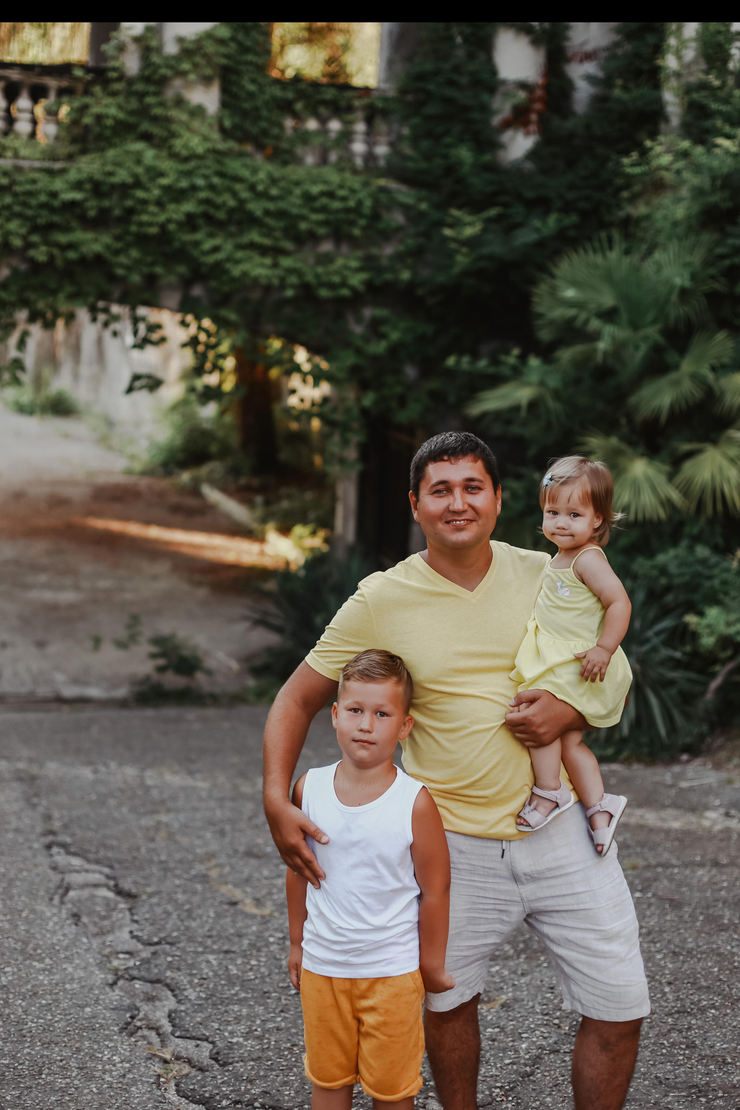 Санаторий Орджоникидзе. Милана Довгаль - семейный фотограф и видеограф  в Адлере и Сочи