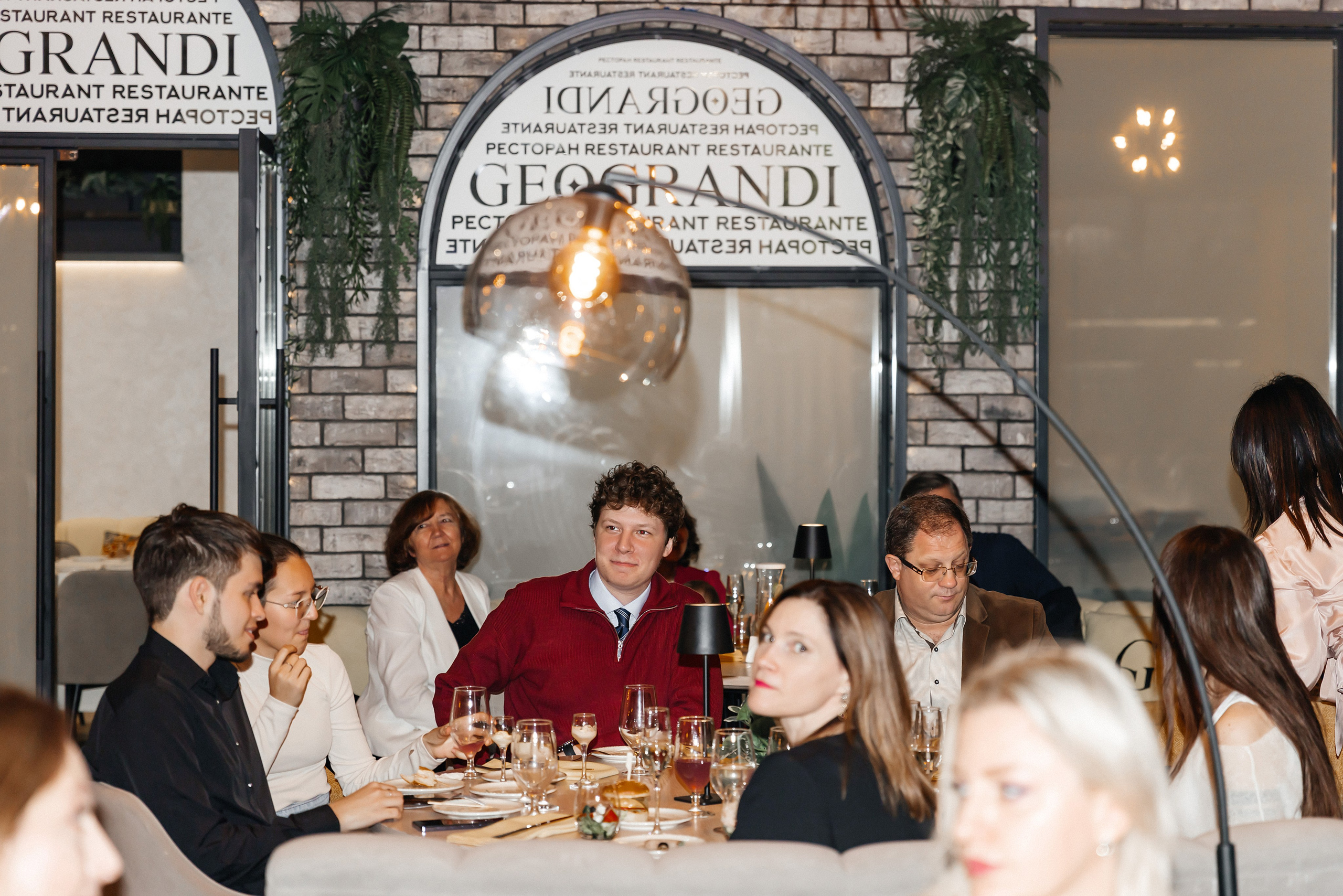 Творческий вечер «Юные таланты» в ресторане Геогранди. Фотограф и Видеограф в Краснодаре Юлия Солодченко