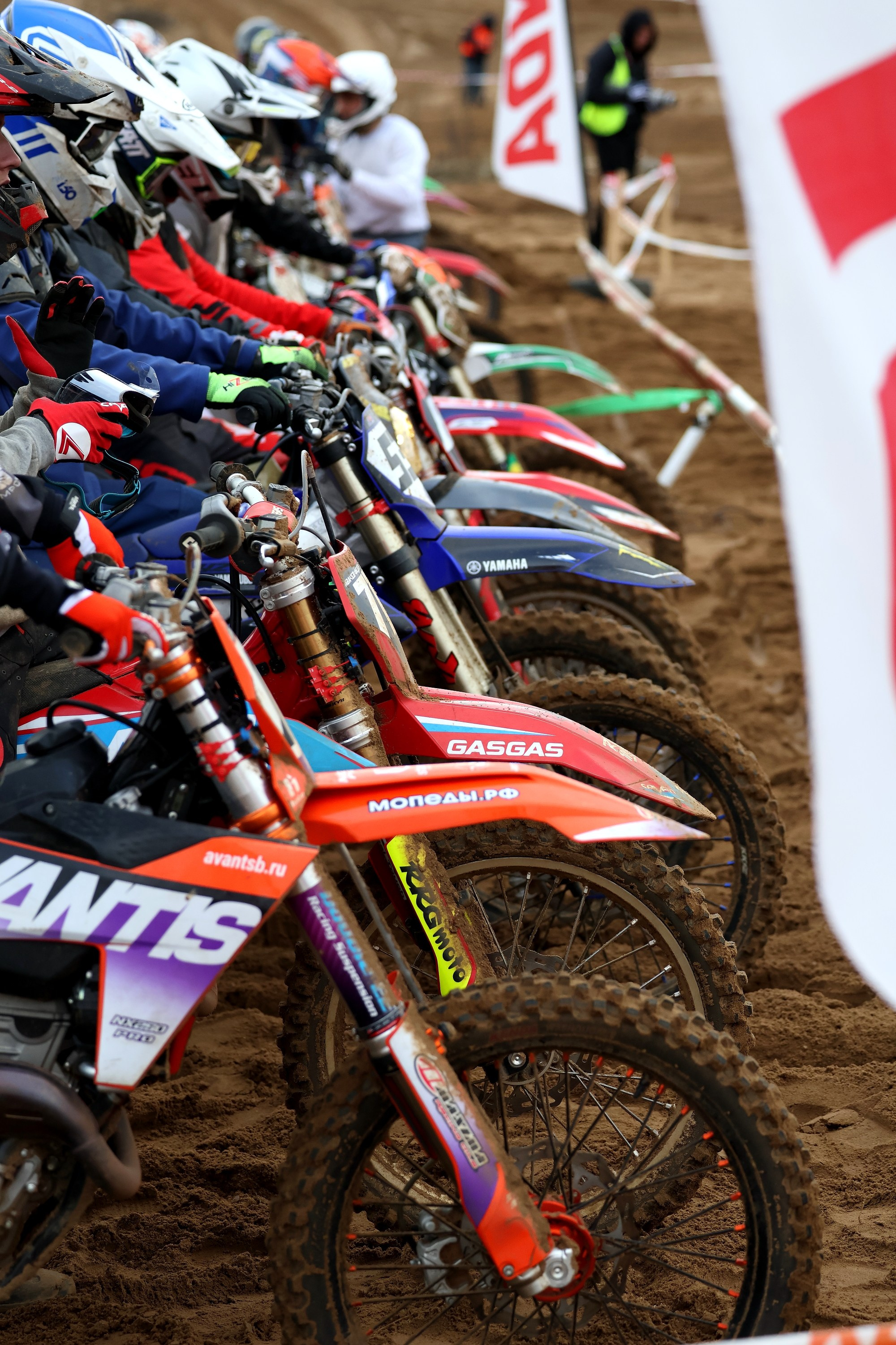 Песчаная буря. г. о. Серпухов, о. Русский. Спортивный и репортажный фотограф Ермакова Светлана