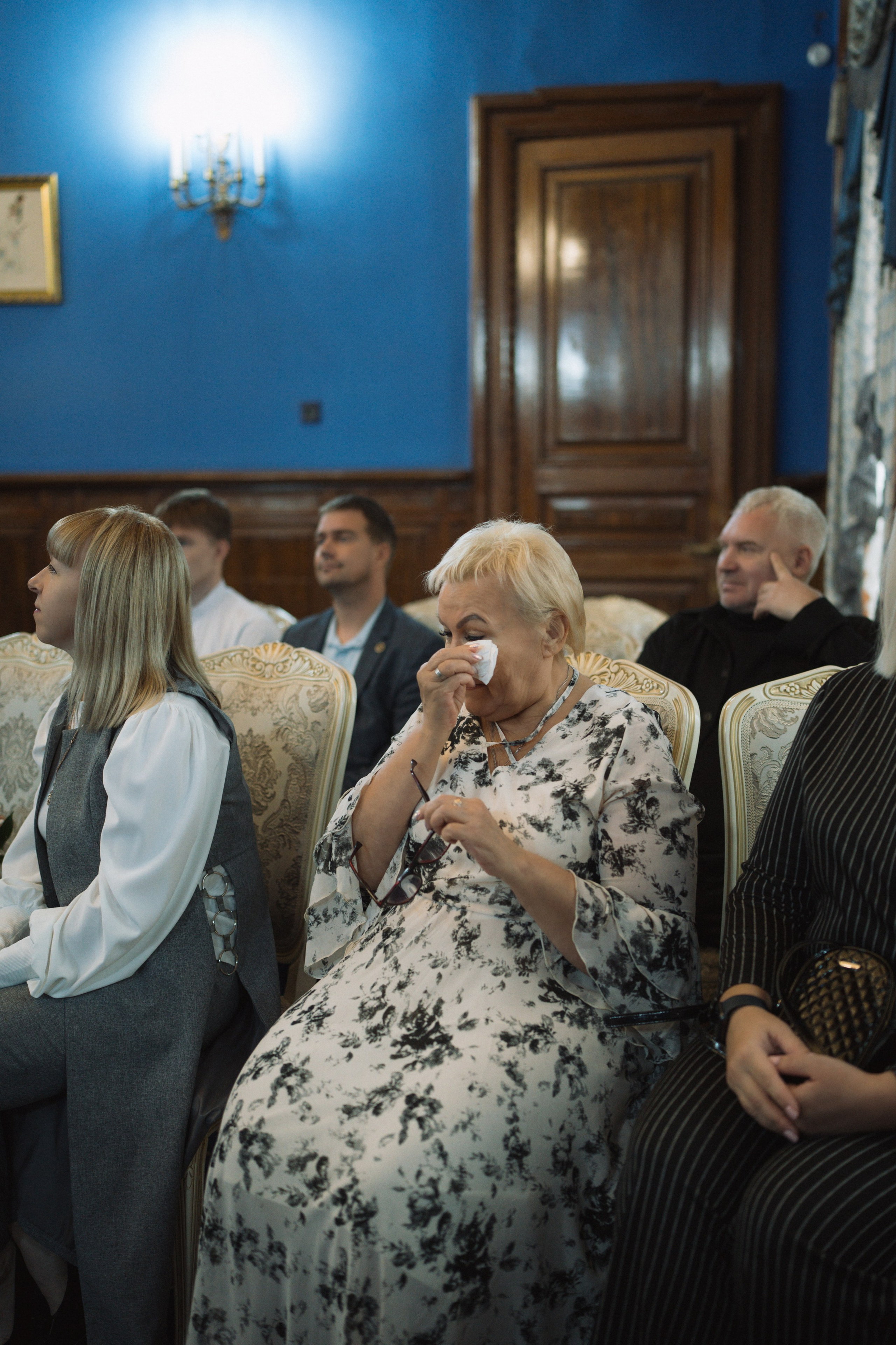 Дмитрий и Кира (Эрмитаж). Свадебный фотограф в Санкт-Петербурге