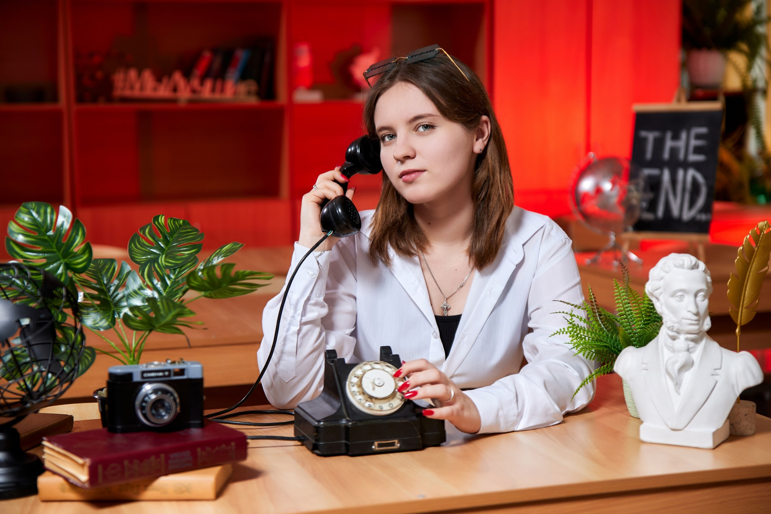 ШКОЛА. ЦВЕТНОЙ СВЕТ. Фотограф Татаринов Андрей (Донецк / Макеевка)