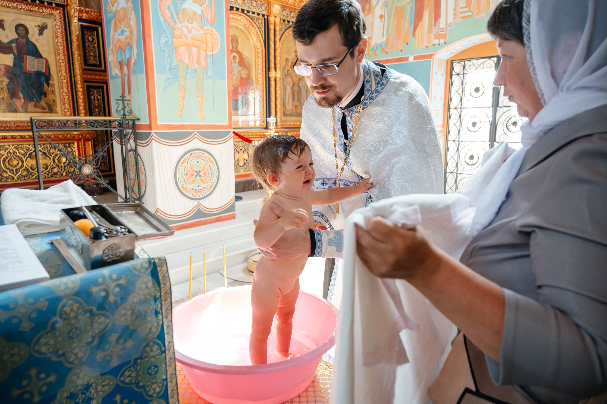 Крещение в храме. Свадебный и семейный фотограф из Санкт-Петербурга Климов Анатолий