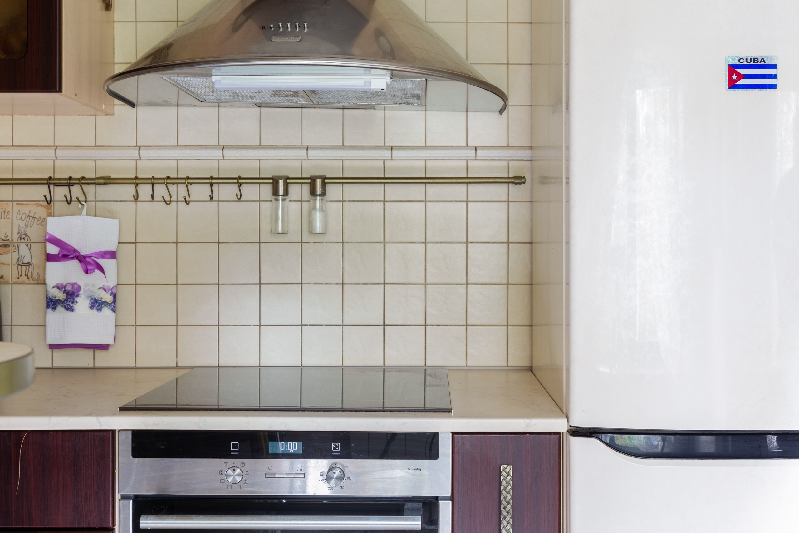 Квартира для продажи в городе Дивногорске с хоумстейджингом. Интерьерный фотограф и ретушер в Красноярске Денис Антропов