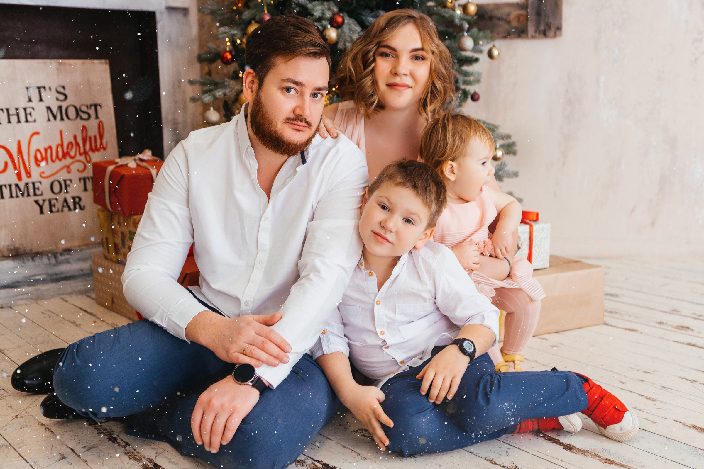 Счастье вчетвером: Семейная фотосессия | Профессиональный фотограф Москва