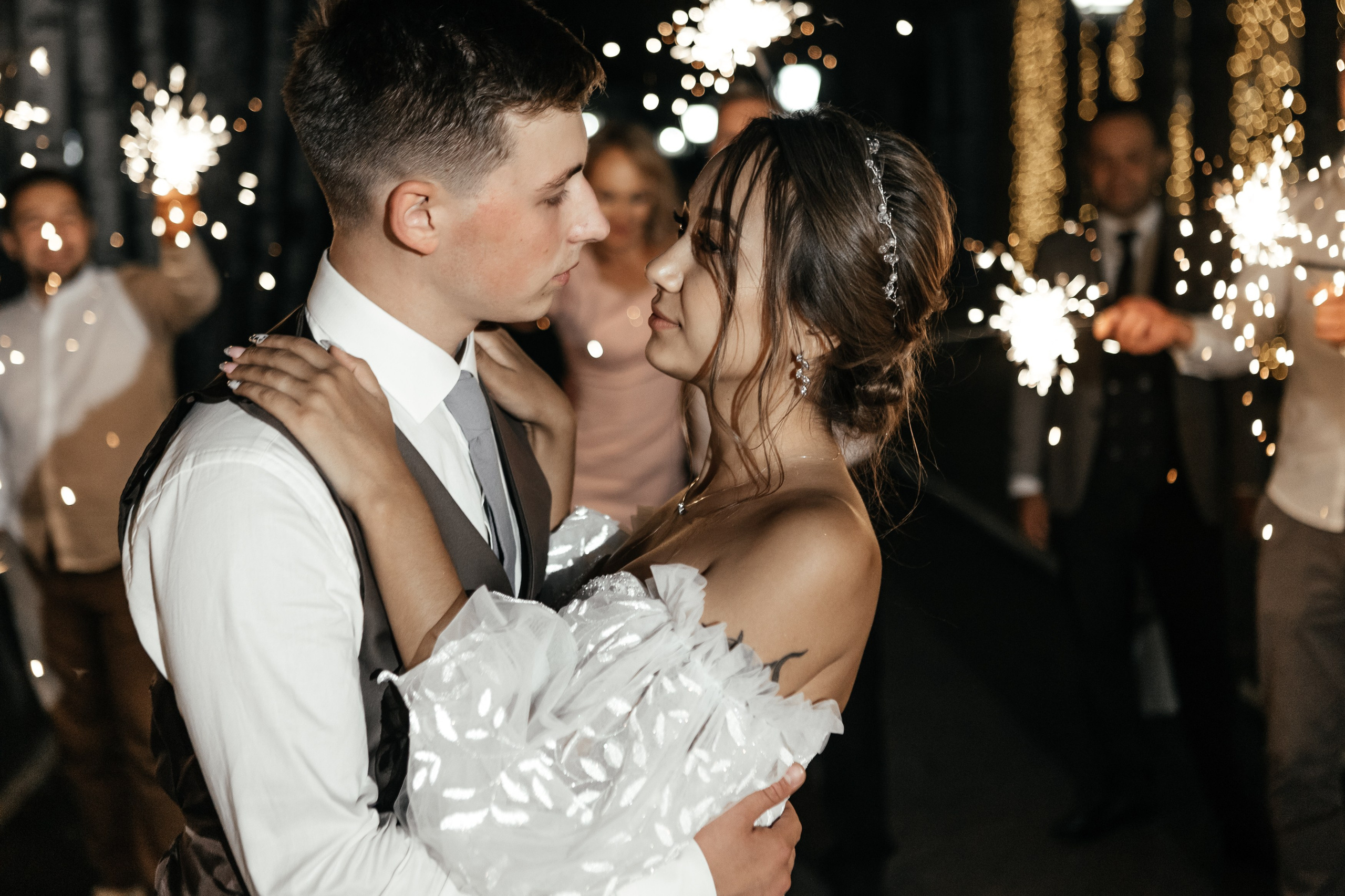 Свадебный фотограф Уфа — Руслан ГабдлисламовЖивые эмоции, красивые кадры, воспоминания на всю жизнь.Работаю по всей Республике Башкортоста. Свадебный фотограф Уфа Руслан Габдлисламов