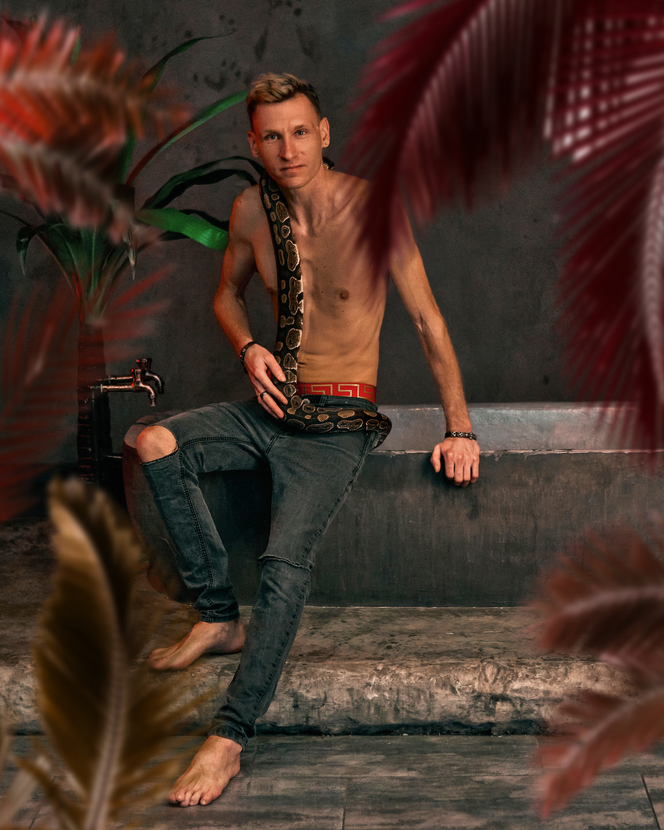 DENIS x SERPENT. ANDY KIN Мужской и ню-фотограф в Москве