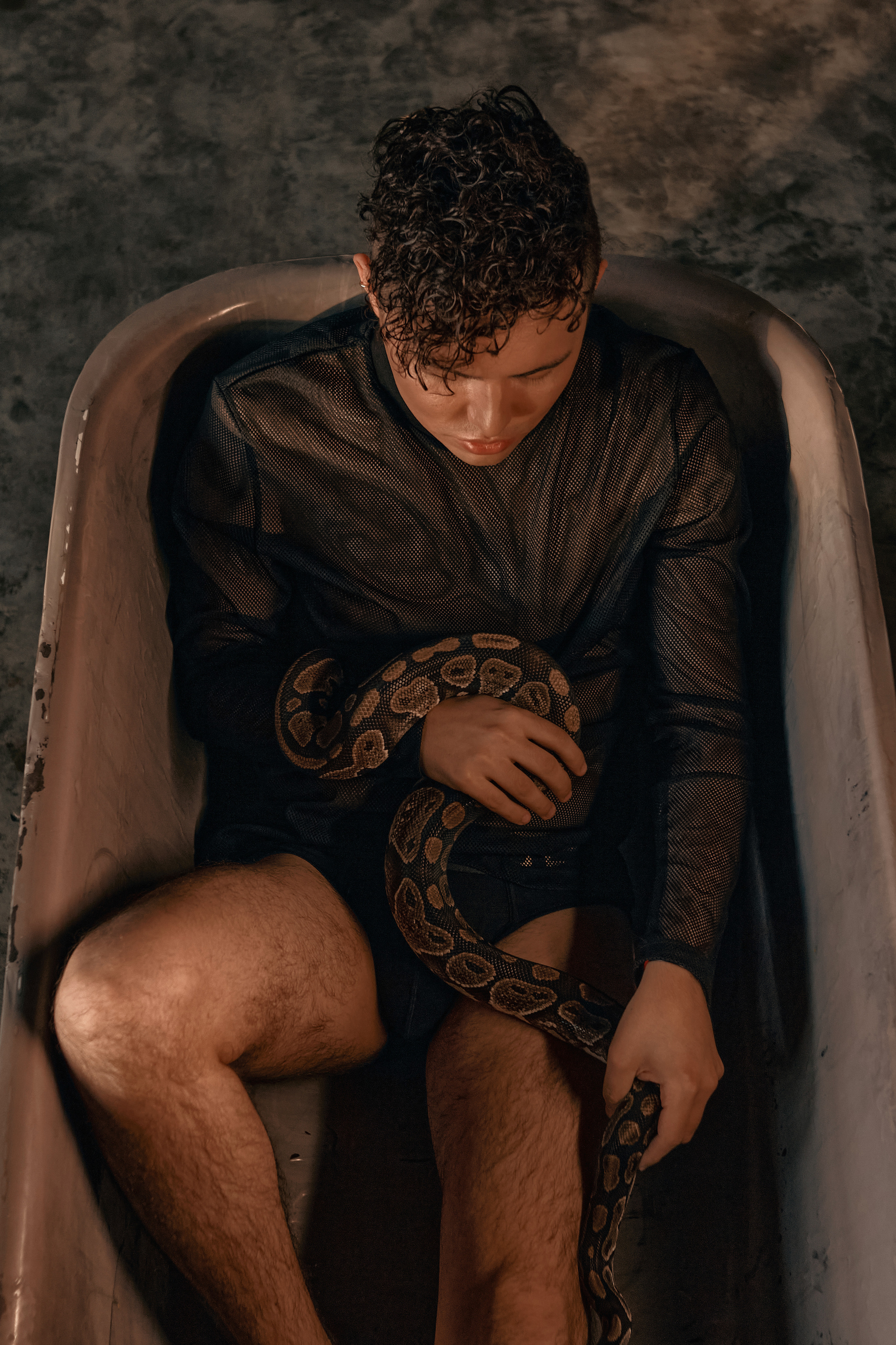 ARTEM x SERPENT. ANDY KIN Мужской и ню-фотограф в Москве