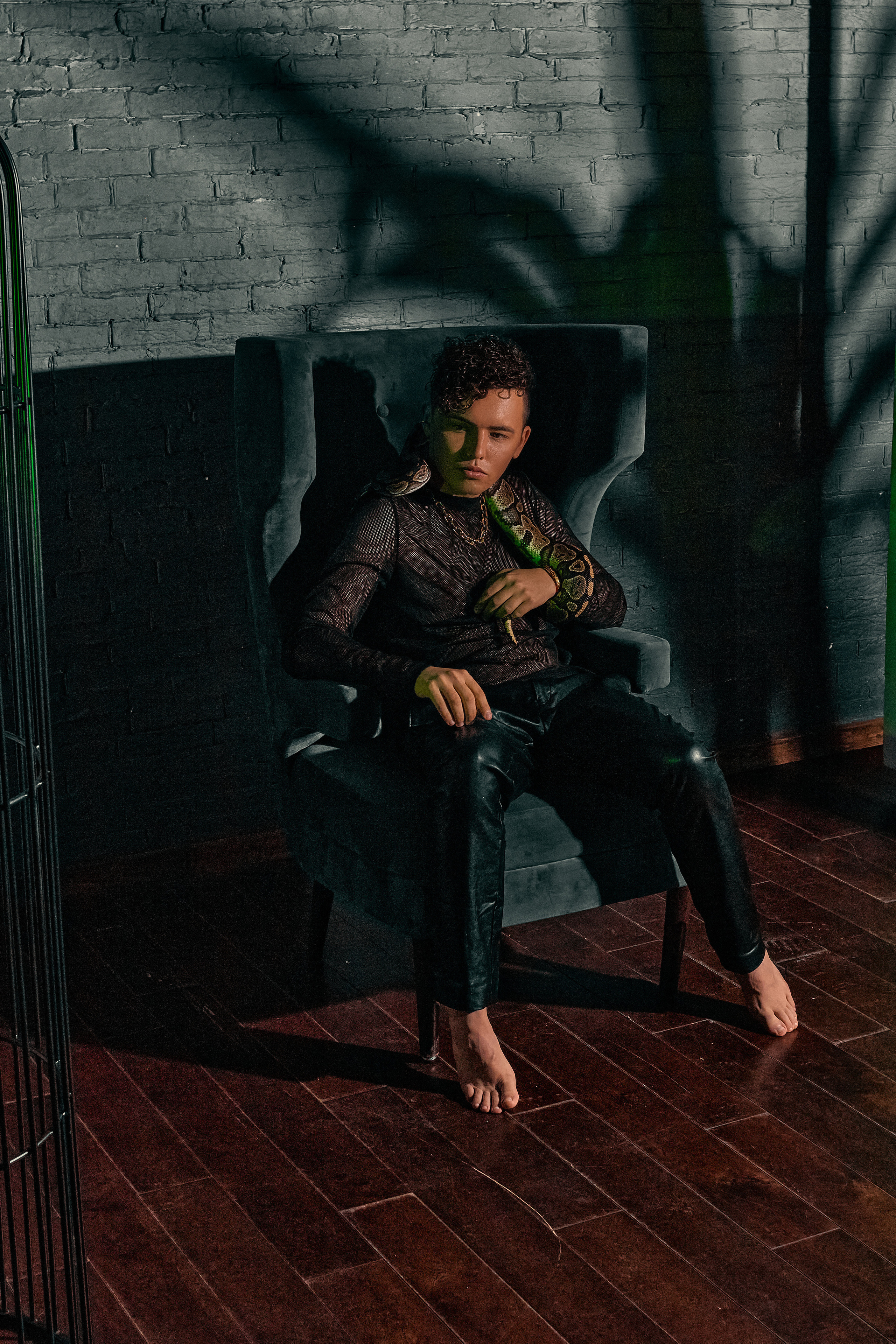 ARTEM x SERPENT. ANDY KIN Мужской и ню-фотограф в Москве