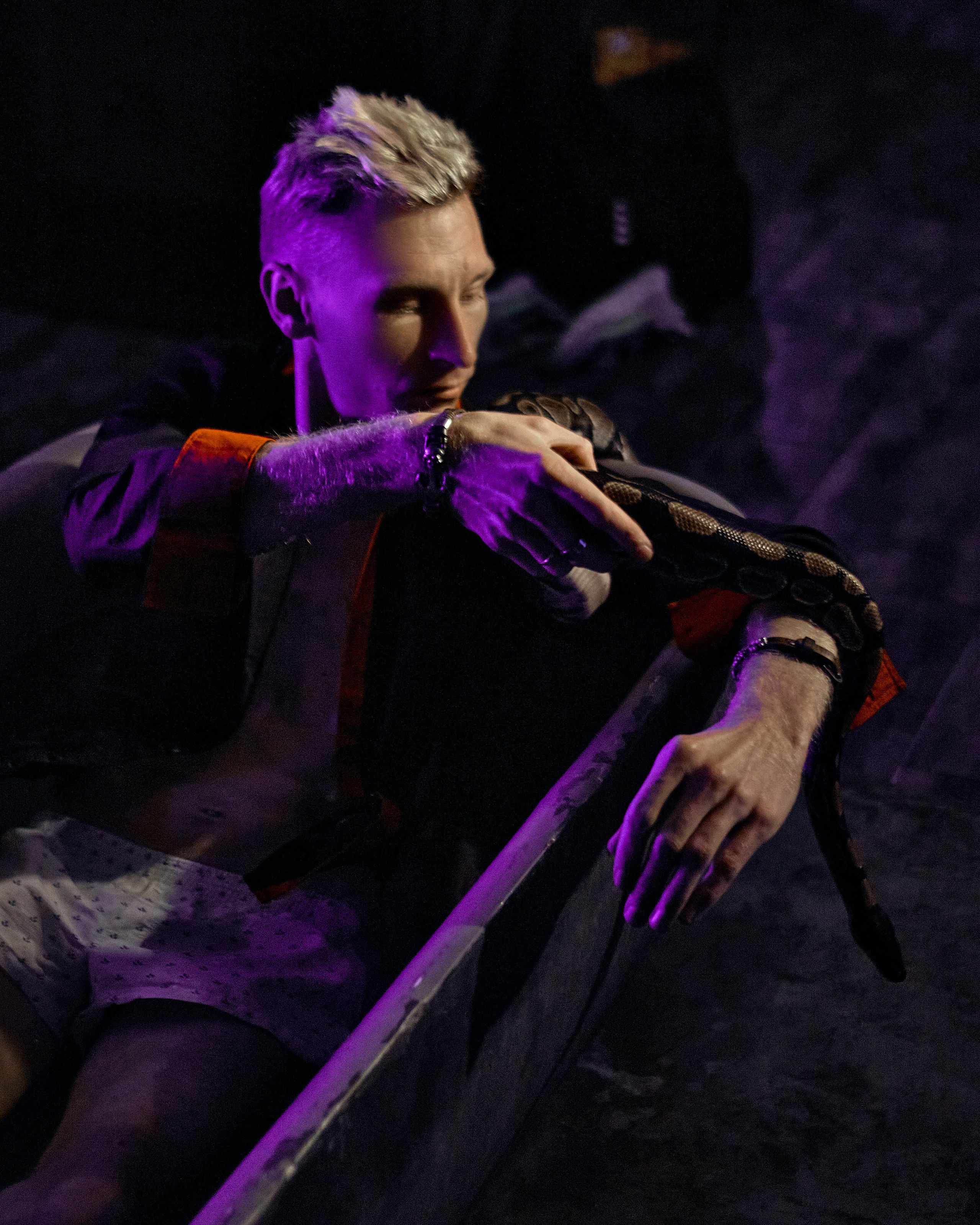 DENIS x SERPENT. ANDY KIN Мужской и ню-фотограф в Москве