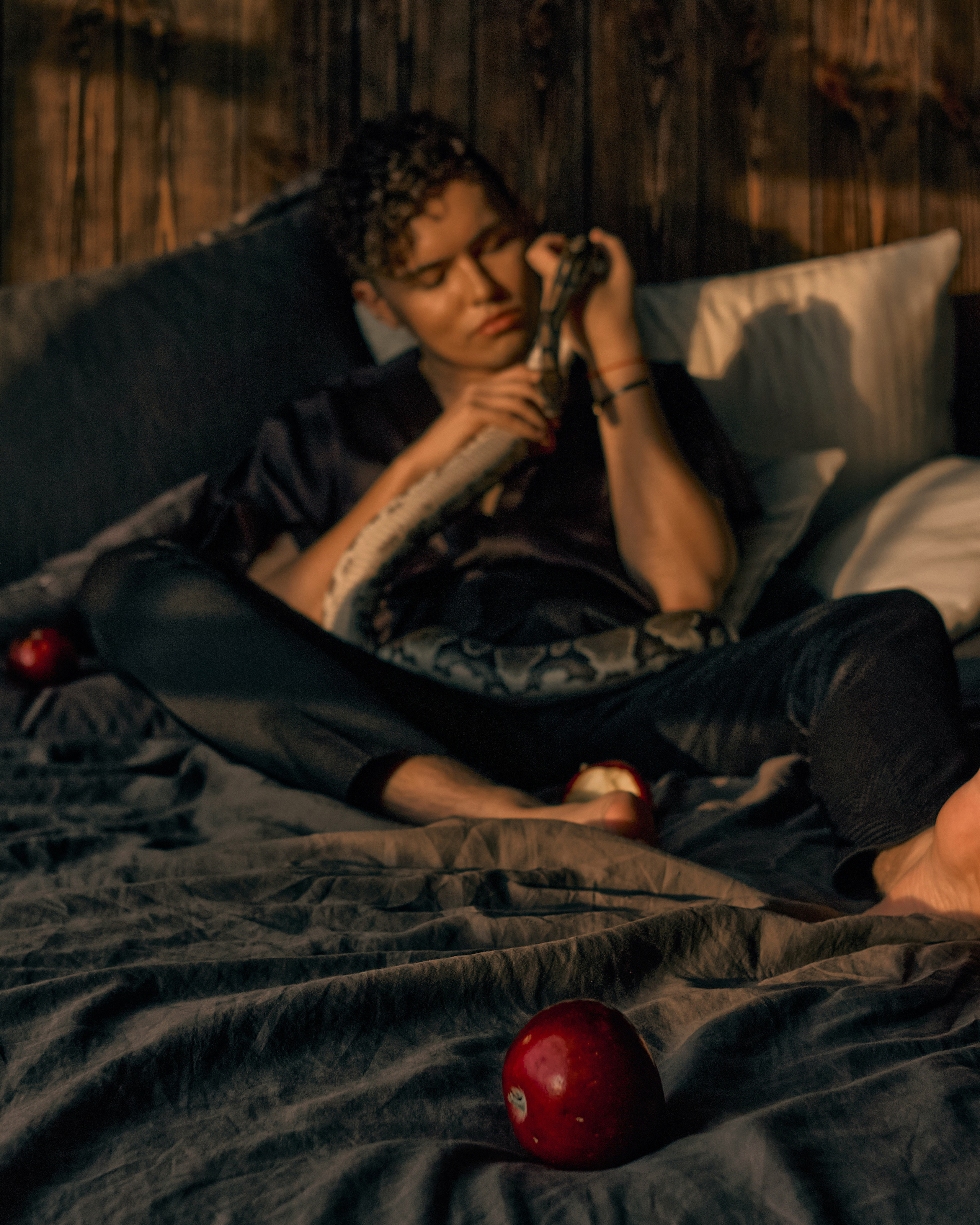 ARTEM x SERPENT. ANDY KIN Мужской и ню-фотограф в Москве