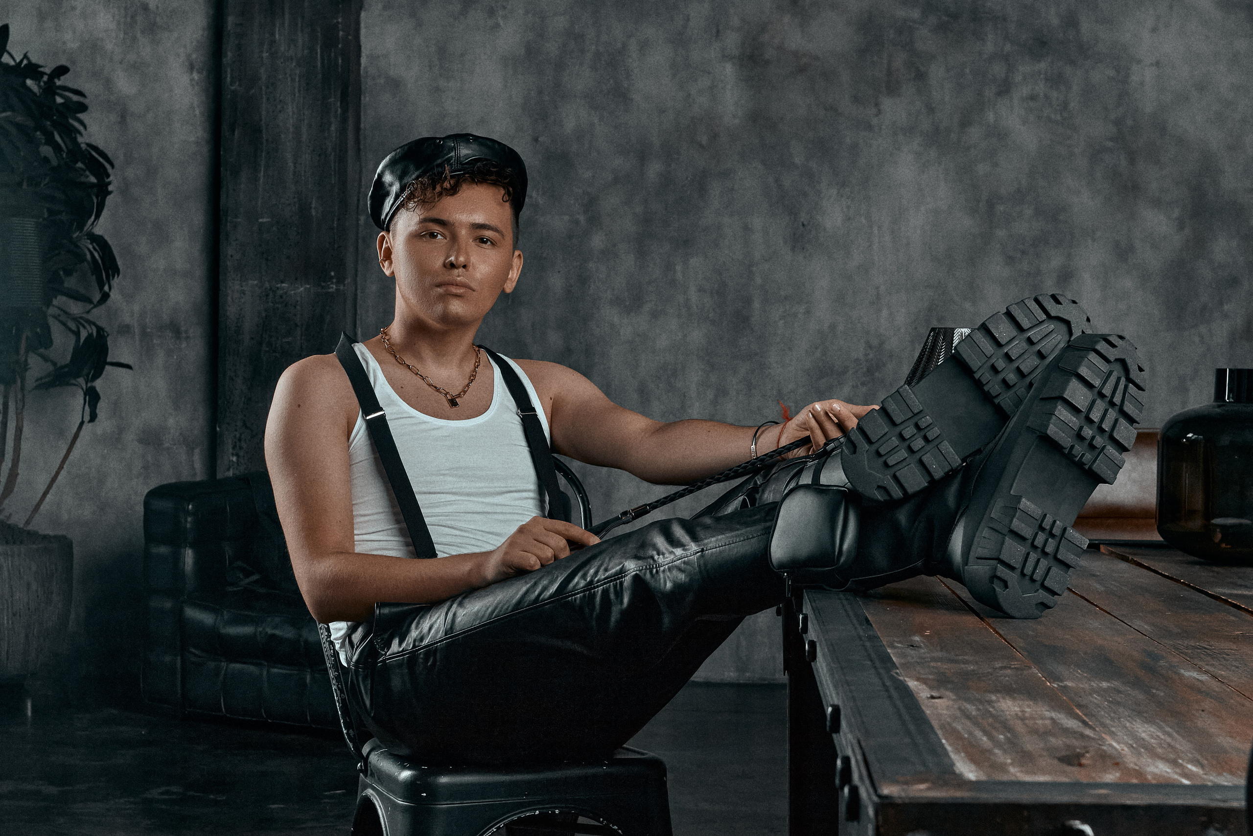 ARTEM x TOMOFFINLAND. ANDY KIN Мужской и ню-фотограф в Москве