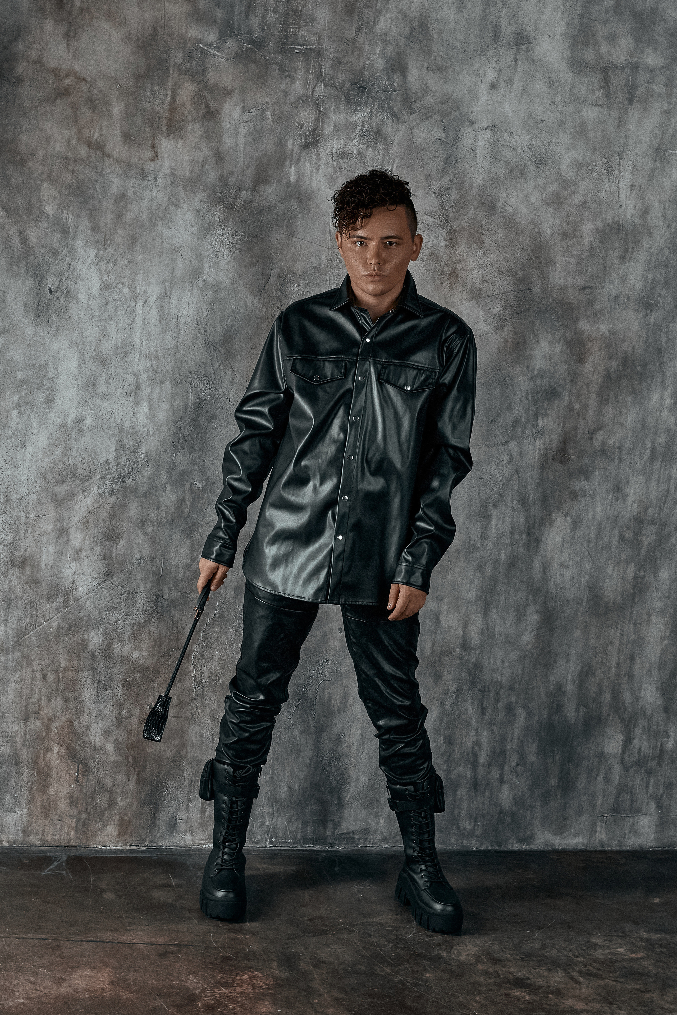 ARTEM x TOMOFFINLAND. ANDY KIN Мужской и ню-фотограф в Москве