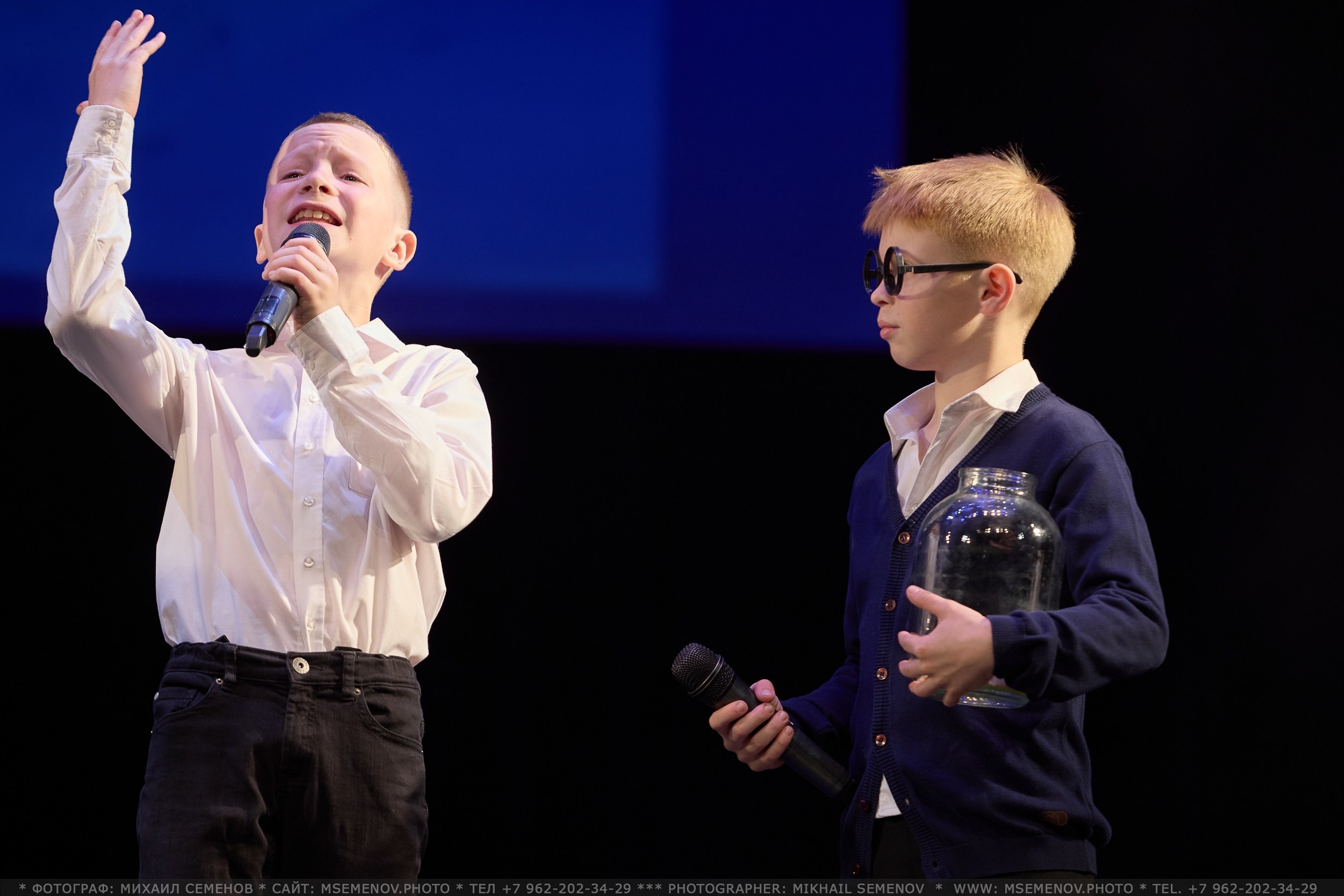 Концерт «Веселая семейка». Photographer for business Mikhail Semenov. Aqua photo studio, photo school