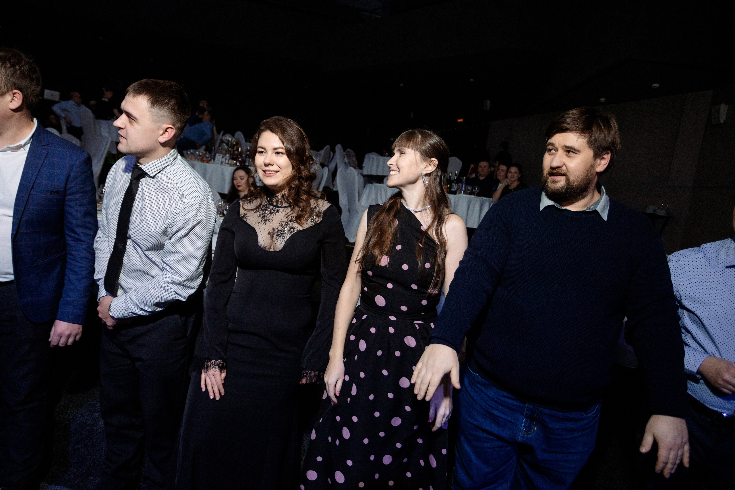 РЕПОРТАЖ: НОВЫЙ ГОД В ДК МЕТАЛЛУРГ. Профессиональный фотограф в Ижевске Леша Петров