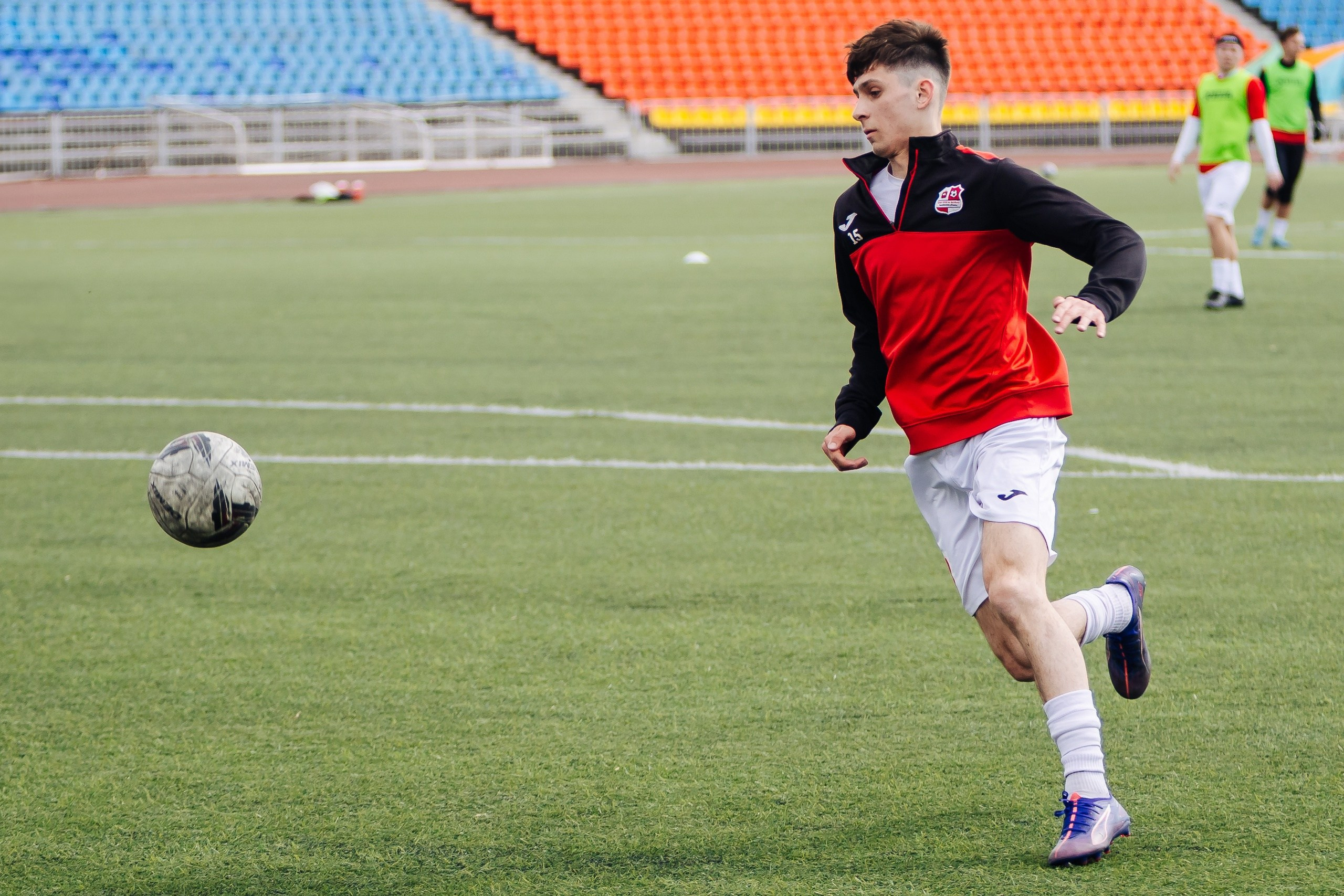 ФК «Металлург-Магнитогорск» vs ФК «ОСШ-Челябинск-М» // 05.04.25. Денис Прохоров Фотограф в г. Магнитогорск