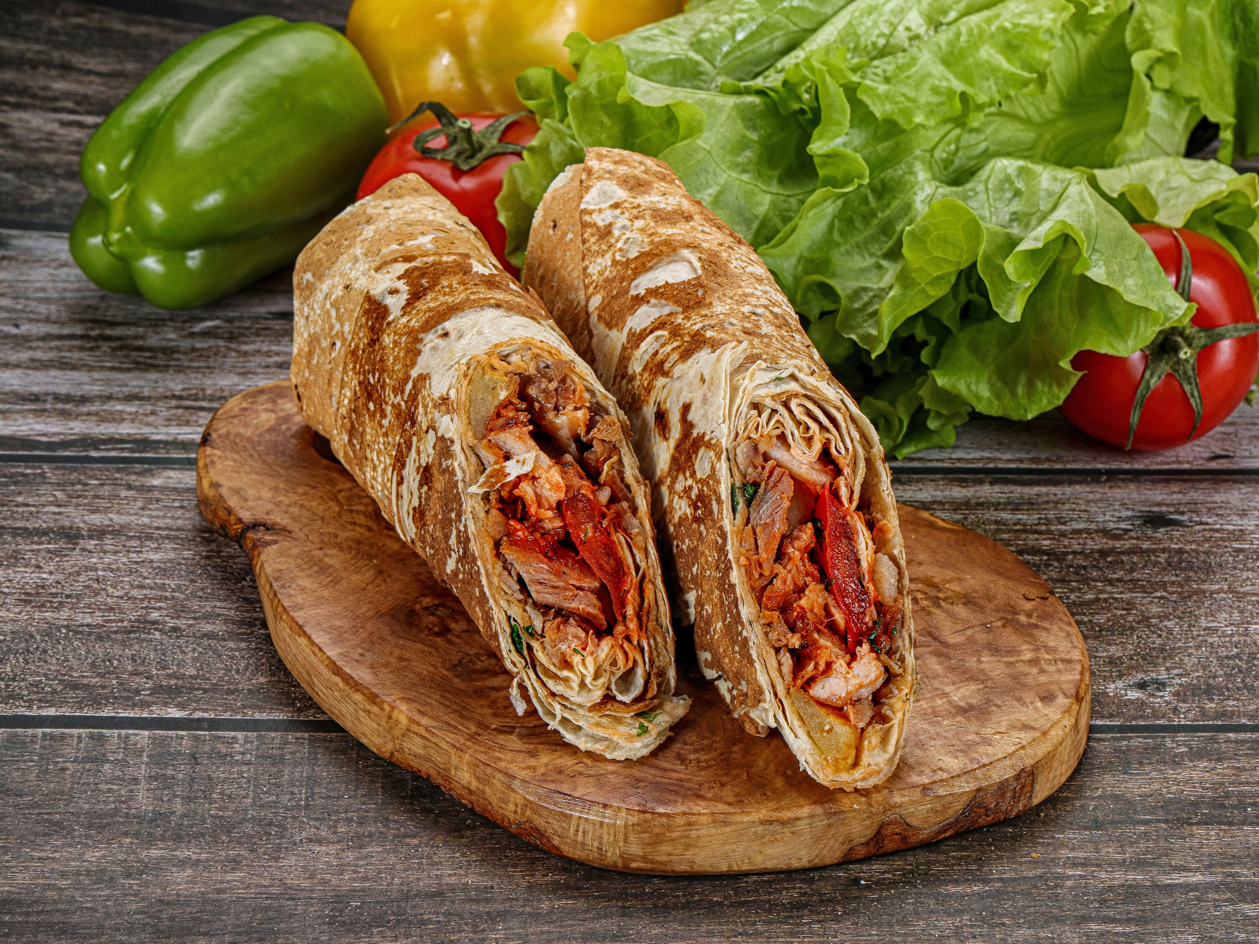 Фотосъемка бургеров и гамбургеров. Заказ по тел.: +7 (906) 006-90-22. Фуд-фотограф Андрей Старостин — съемка еды в Москве. 9000 руб. в час