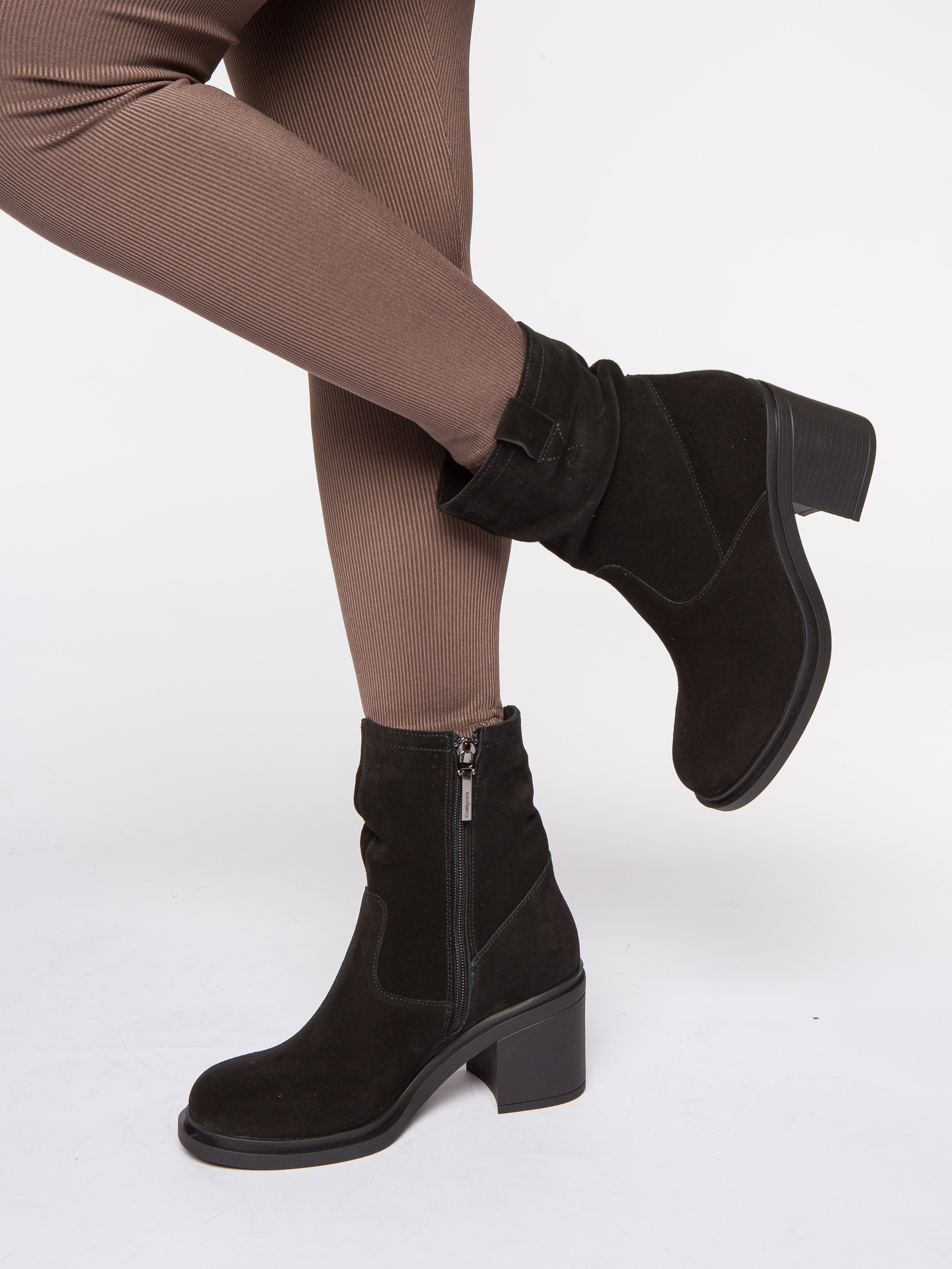 Обувь на модели. Фотограф Мария Кольцова