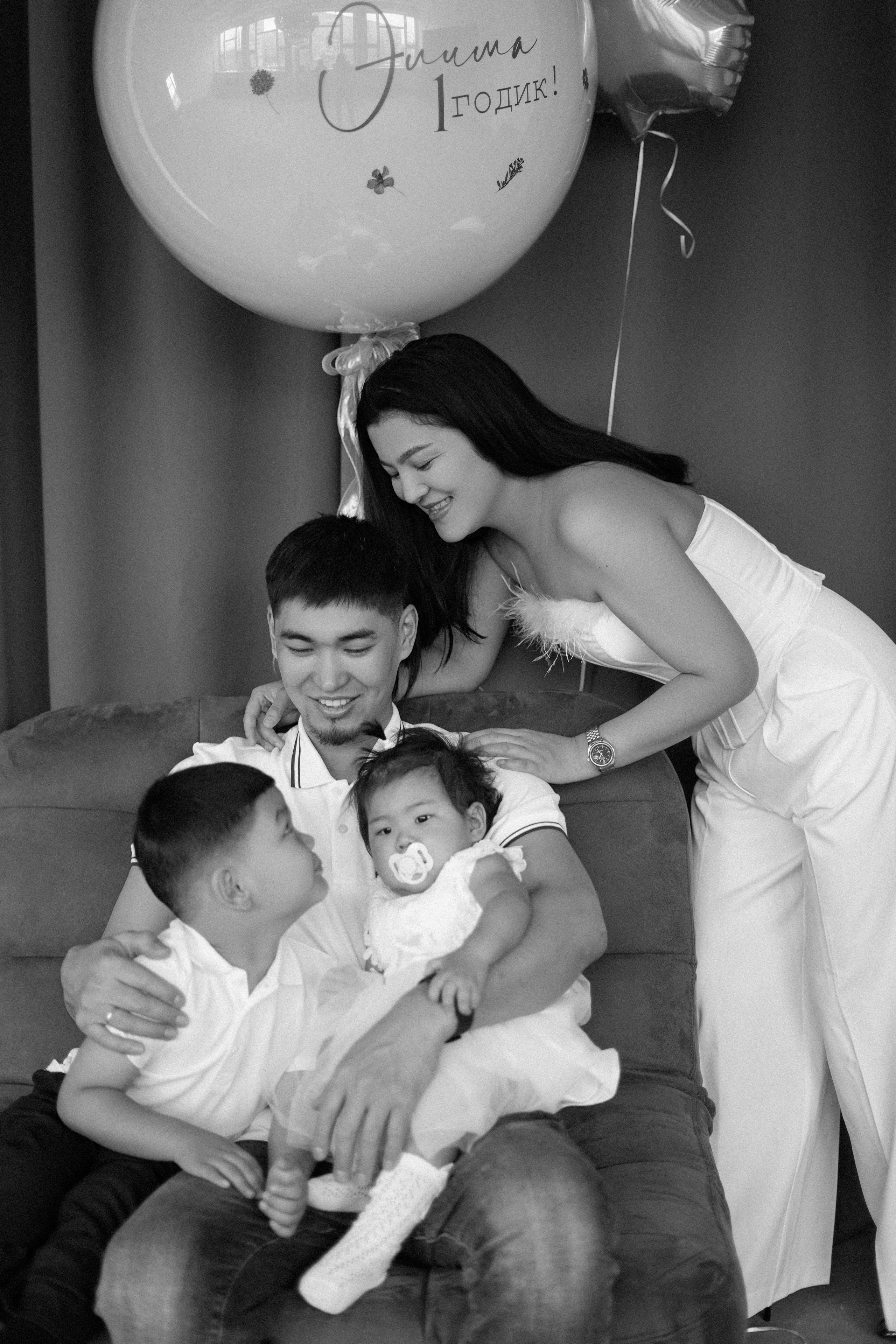 Нурзада и семья. Фотограф Москва и Серпухов