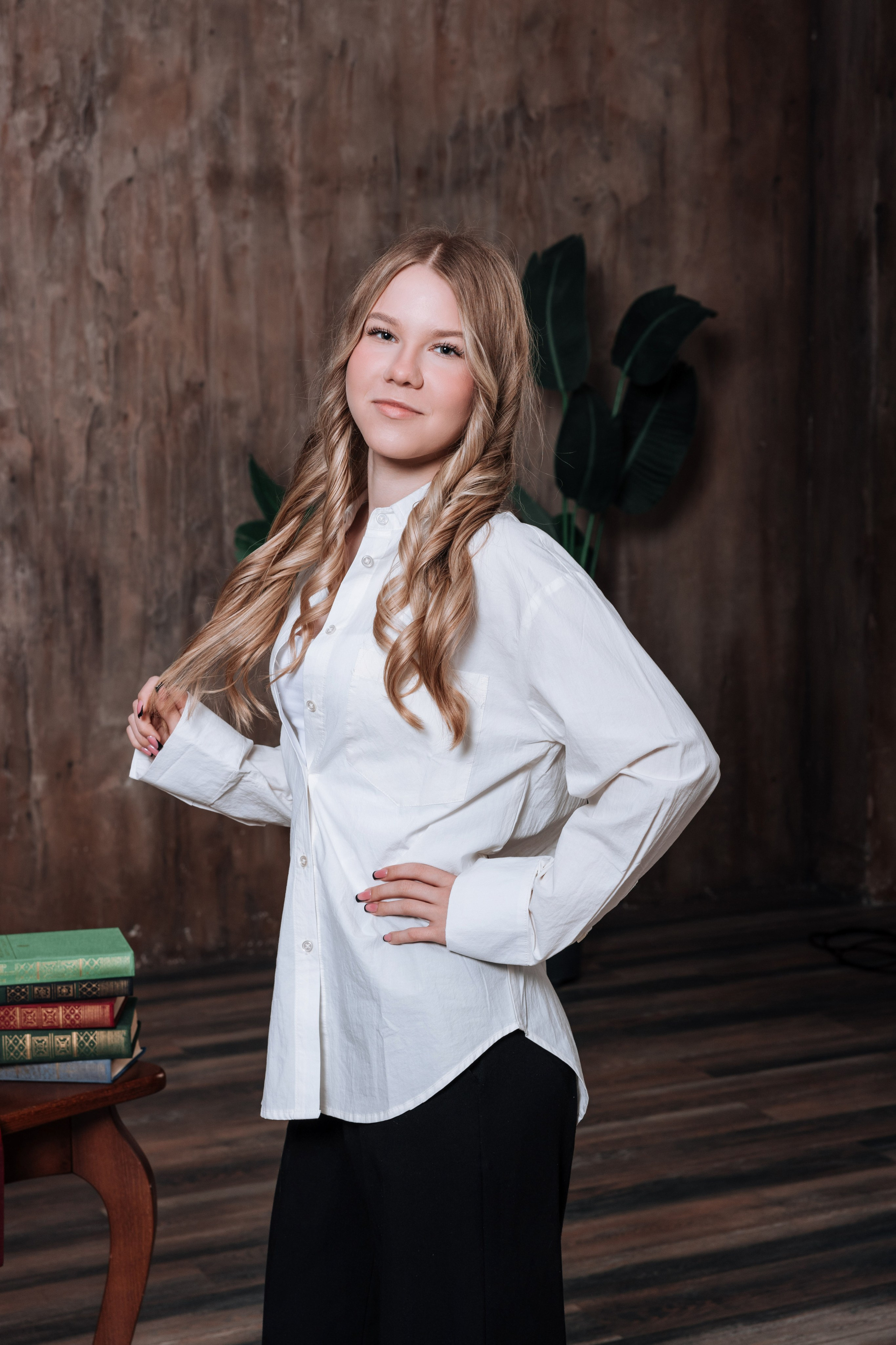 Старшая школа. Выпускные школьные фото­альбомы для школ и детских садов в Волгограде и Волжском