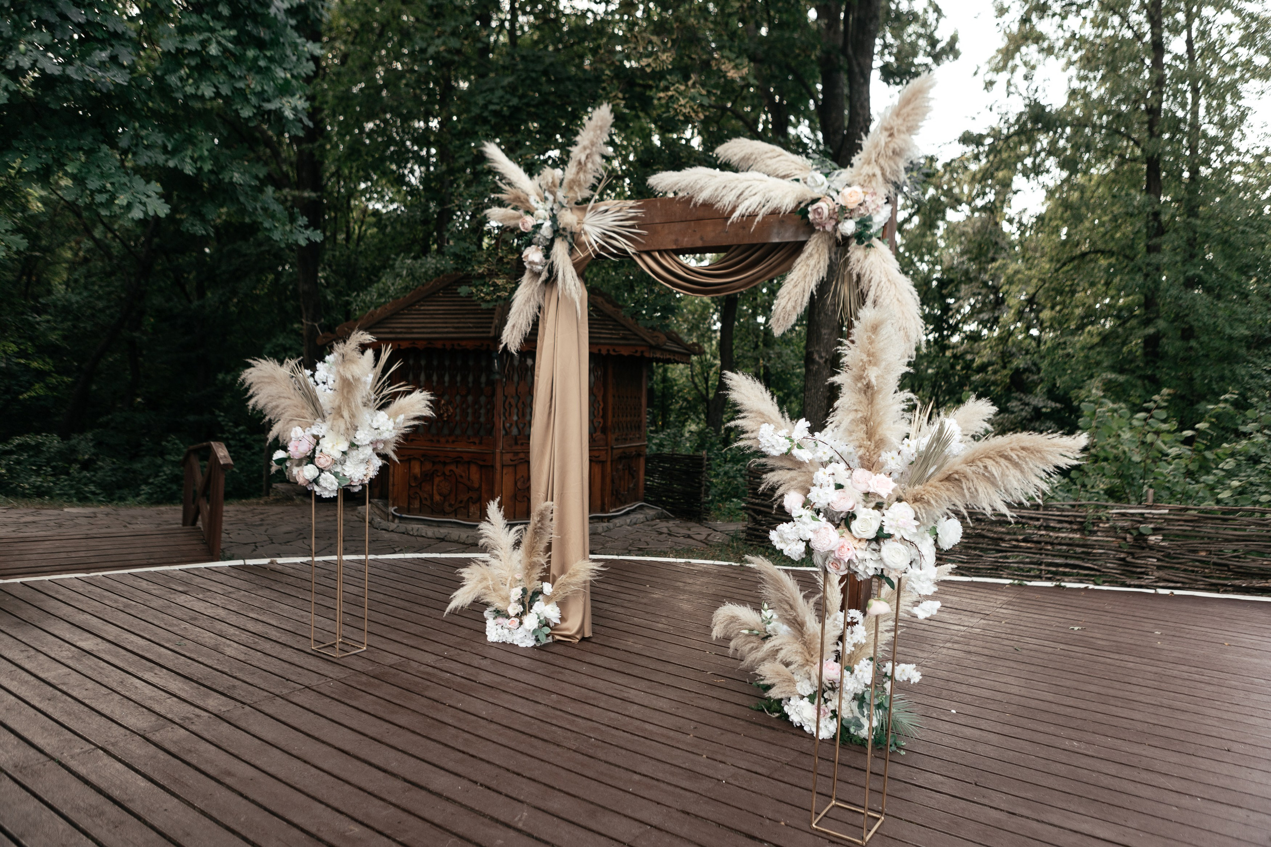 Свадебный фотограф Уфа — Руслан ГабдлисламовЖивые эмоции, красивые кадры, воспоминания на всю жизнь.Работаю по всей Республике Башкортоста. Свадебный фотограф Уфа Руслан Габдлисламов