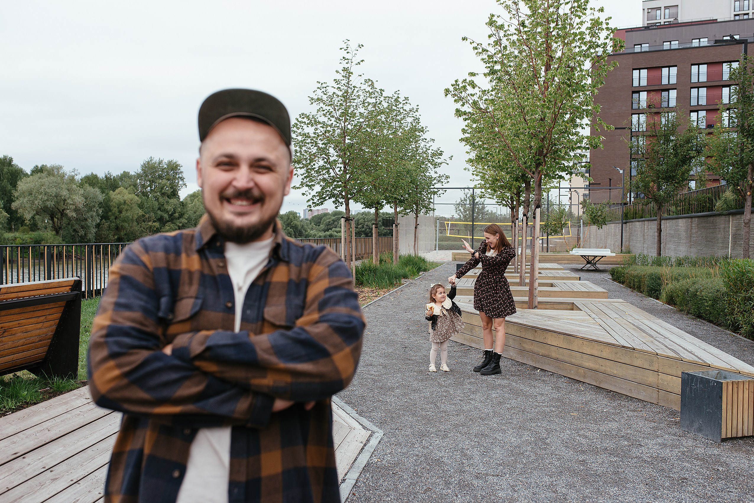 Городская семейная фотосессия. Семейный фотограф Дарья Едапина Новосибирск. Фотограф Дарья Едапина Новосибирск