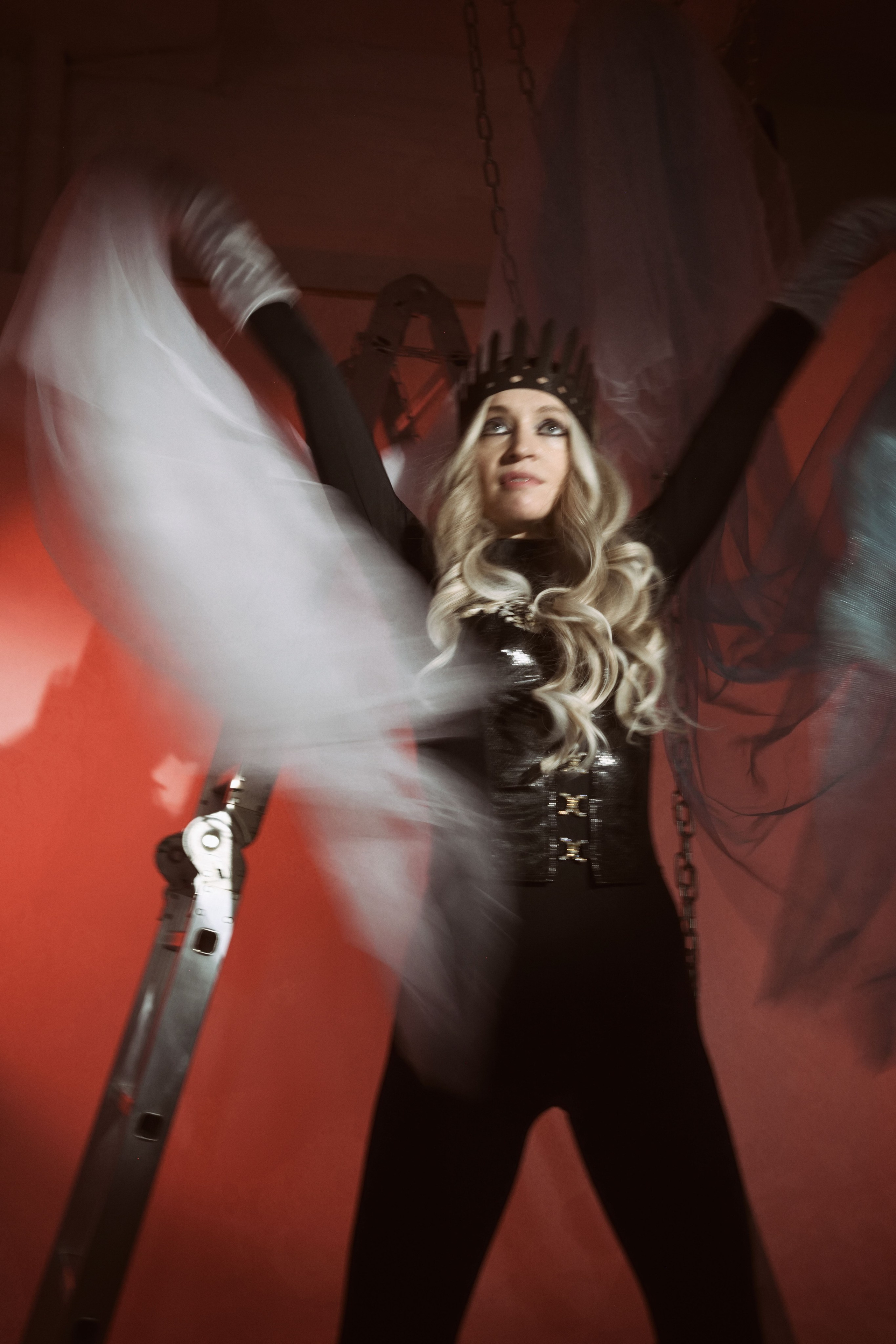 NEO-TSAREVNA. Yulia Yurchevskaya | Art Director & Visual Visionary