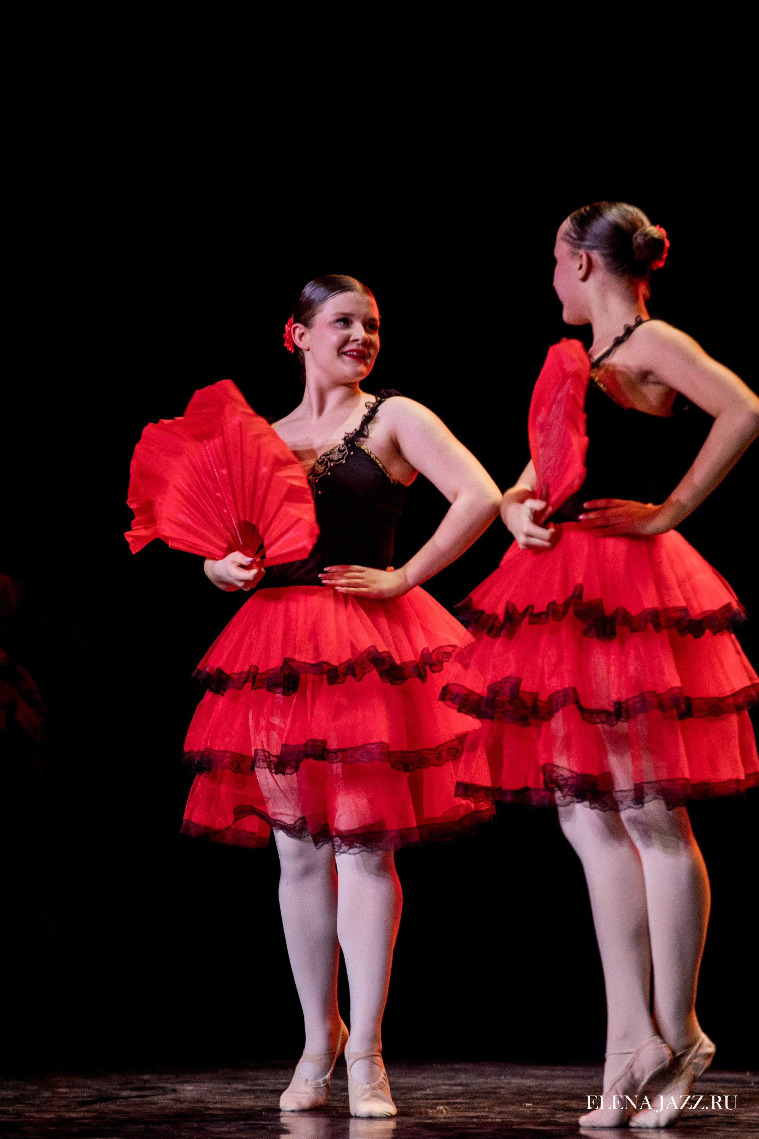 Концерт танцевального коллектива. Репортажный фотограф Елена Джаз в Москва