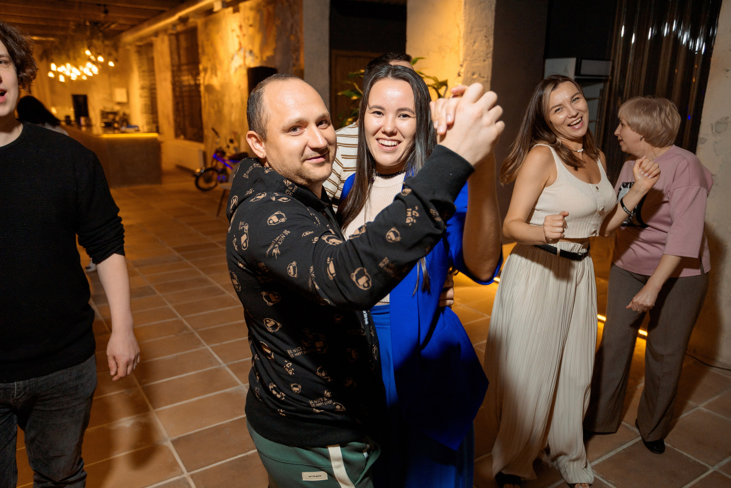 ПРИМЕР: Корпоратив Мамин Хлеб. Все фото. Профессиональный фотограф в Ижевске Леша Петров