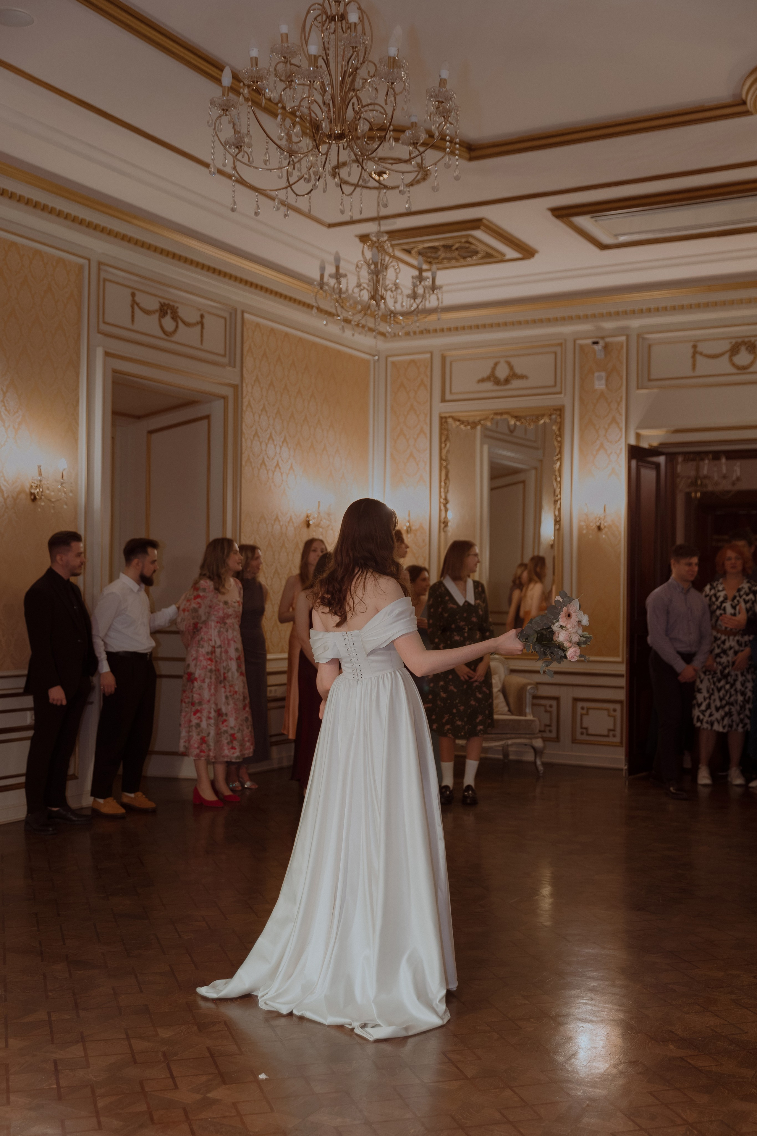 Welcome back to your own dinner party. Фотограф Лия Козловская Минск