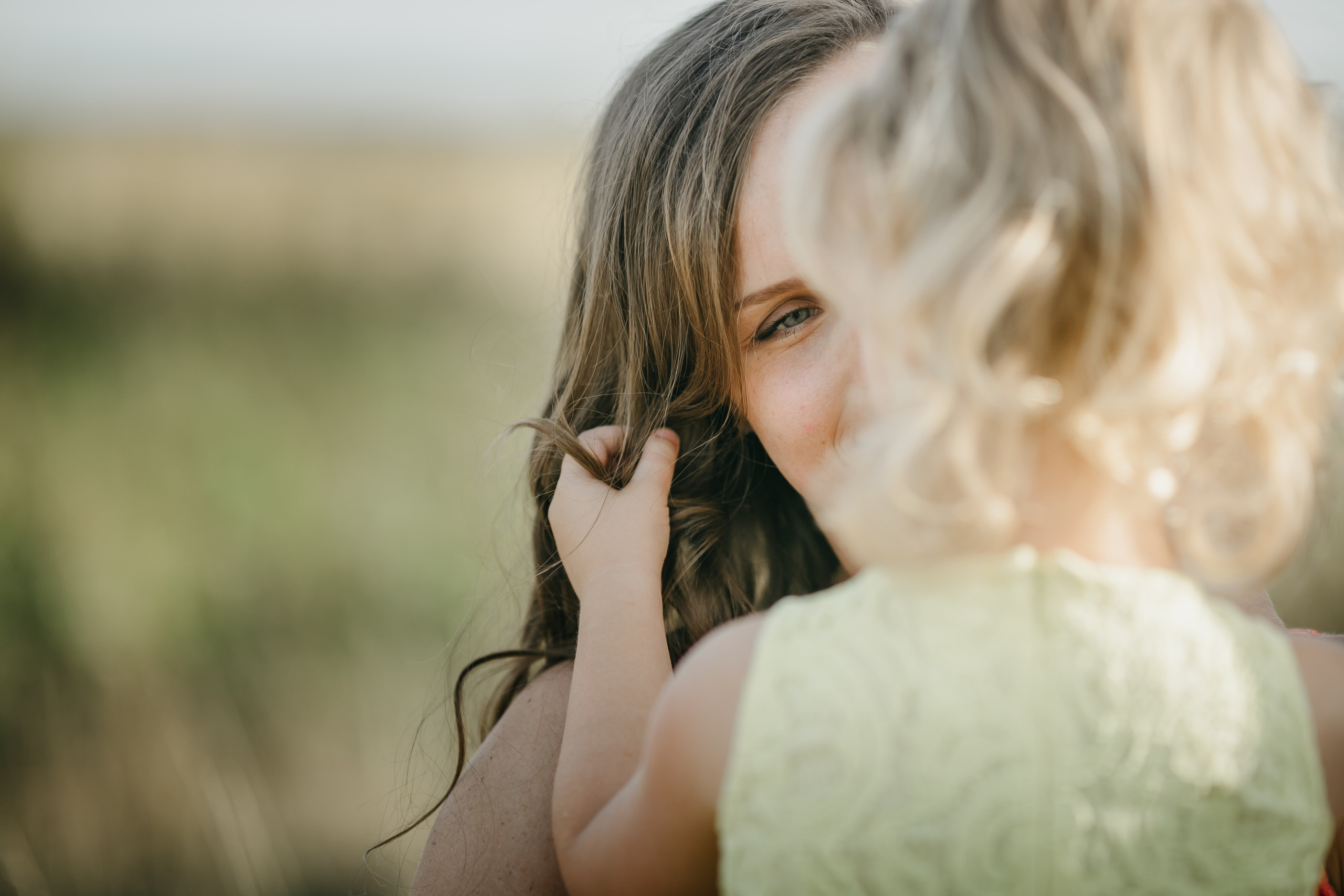 Лето, поле, любовь. Фотограф на Новой риге и в Москве Елена Елис