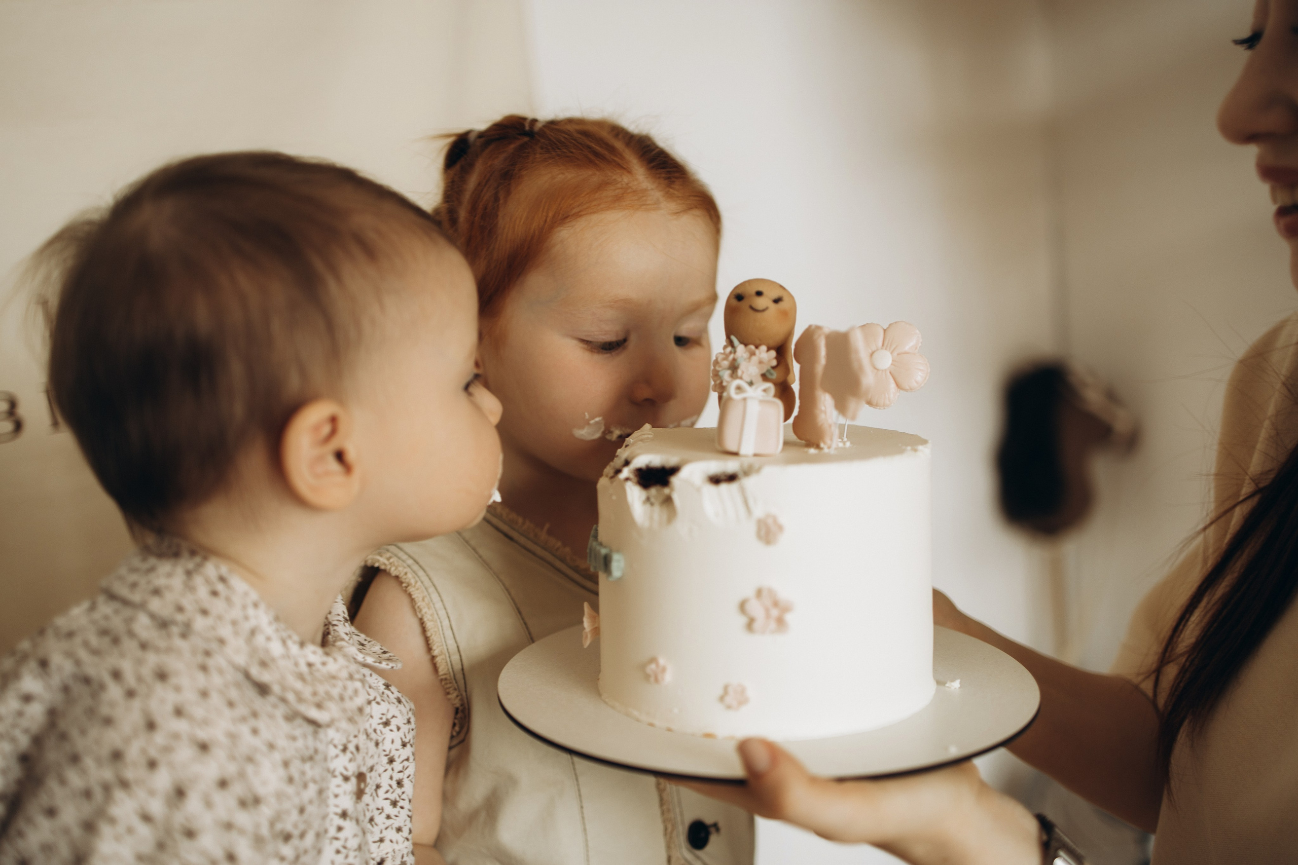 Эмилии годик. Самый теплый фотограф в Краснодаре Рябоконь Ксения