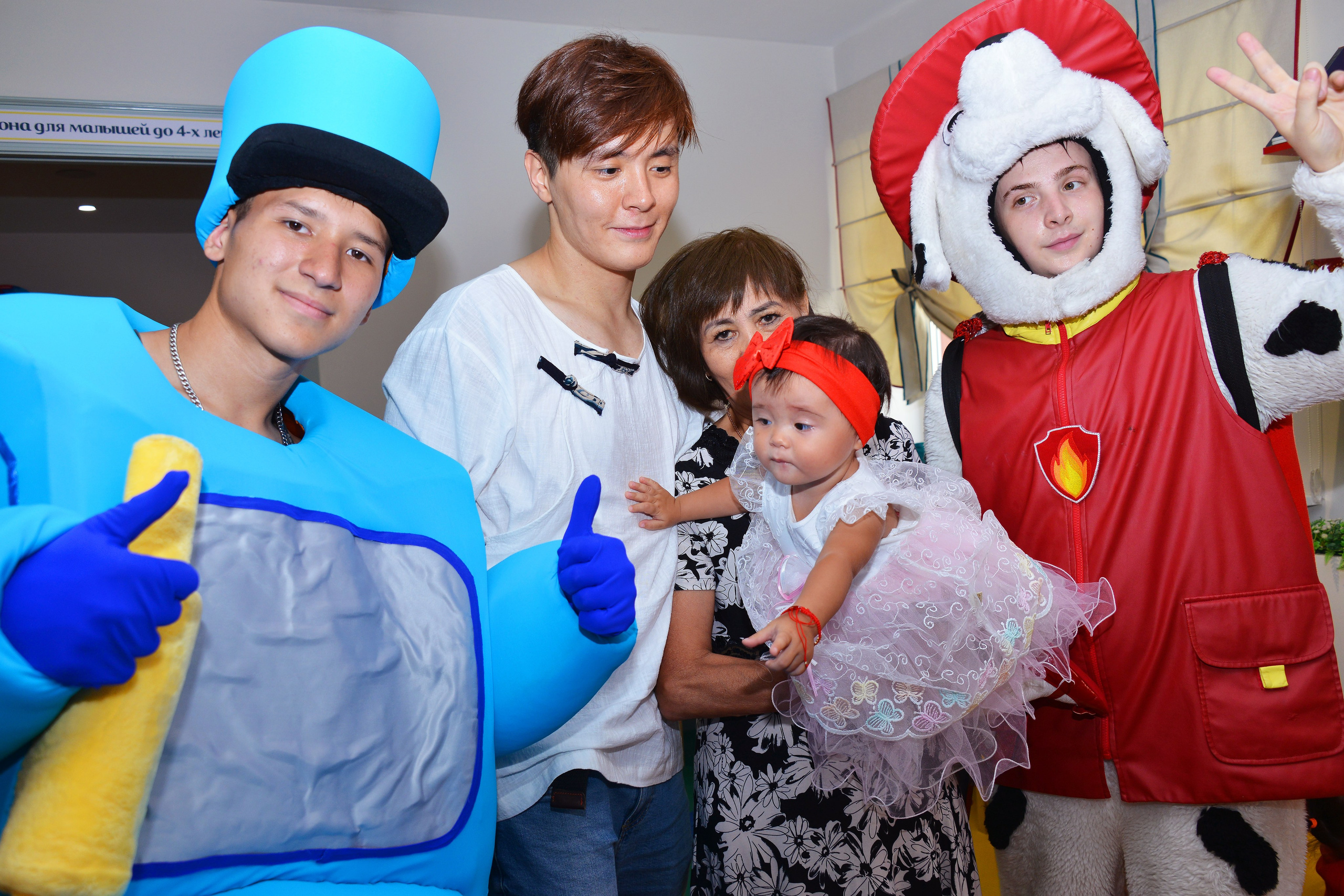 Дети-5 (Адель-1годик). Фотосъёмка. Фотограф Сергей Авдеев-семейный и детский фотограф в Алматы