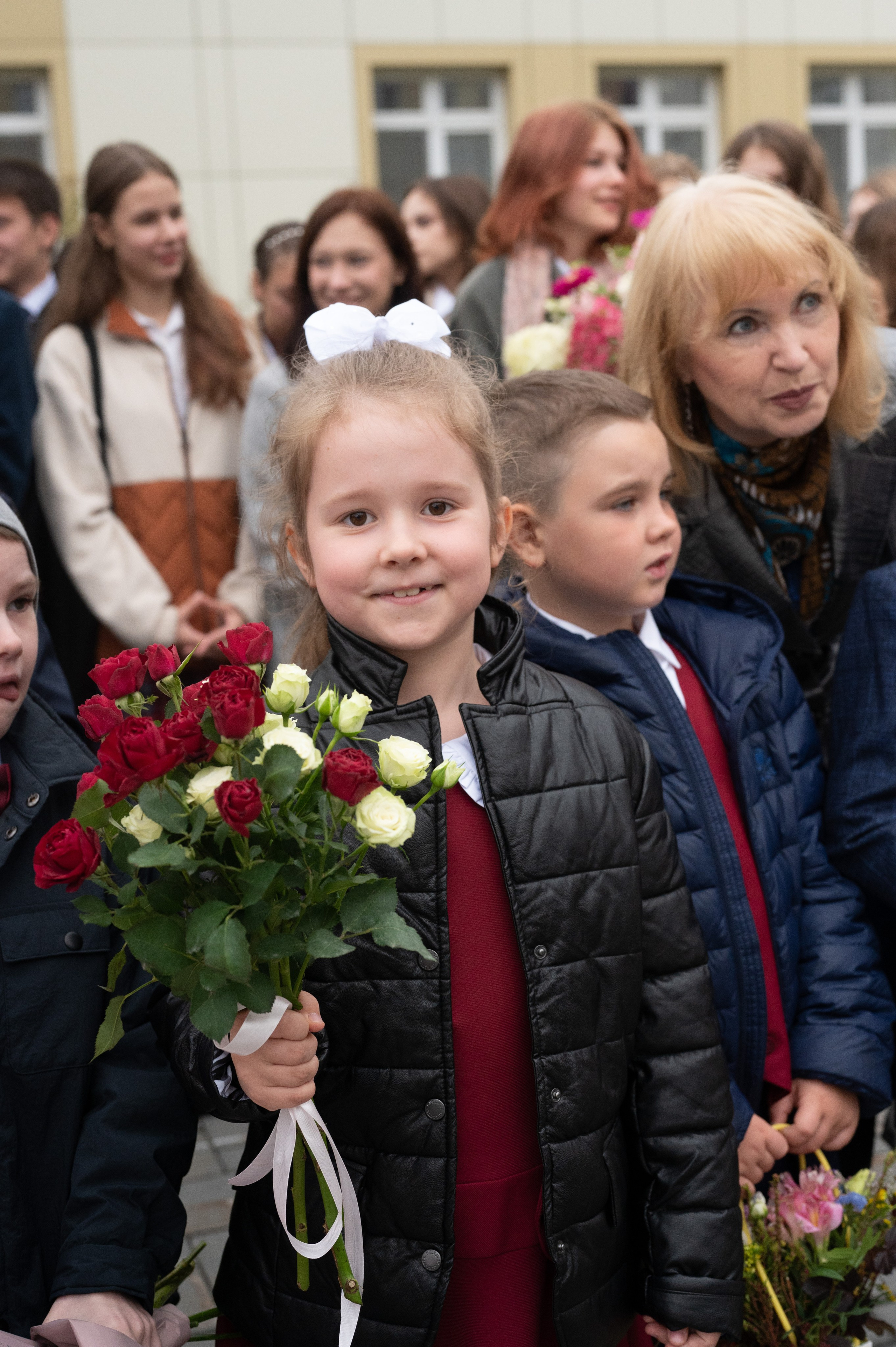 1 сентября 1 К 16 гимназия репортаж, линейка +в классе. Фотограф новорожденных, семейный детский в Тюмени Татьяна Морозова