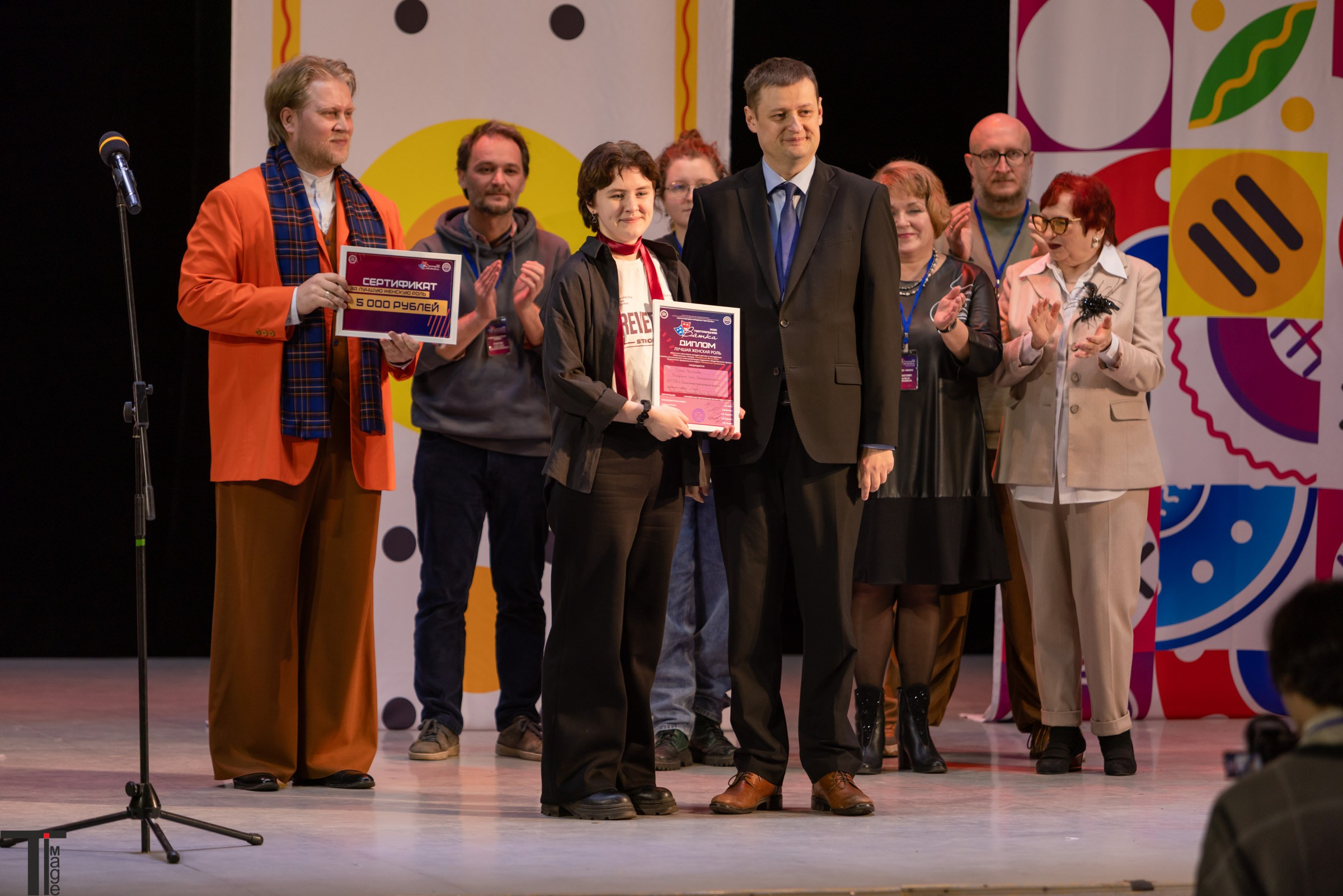 Театральная Вятка 2025. Имидж Технологии — репортажная фотография в Кирове Кировской области. Производство сувенирных магнитов, заливных этикеток и значков